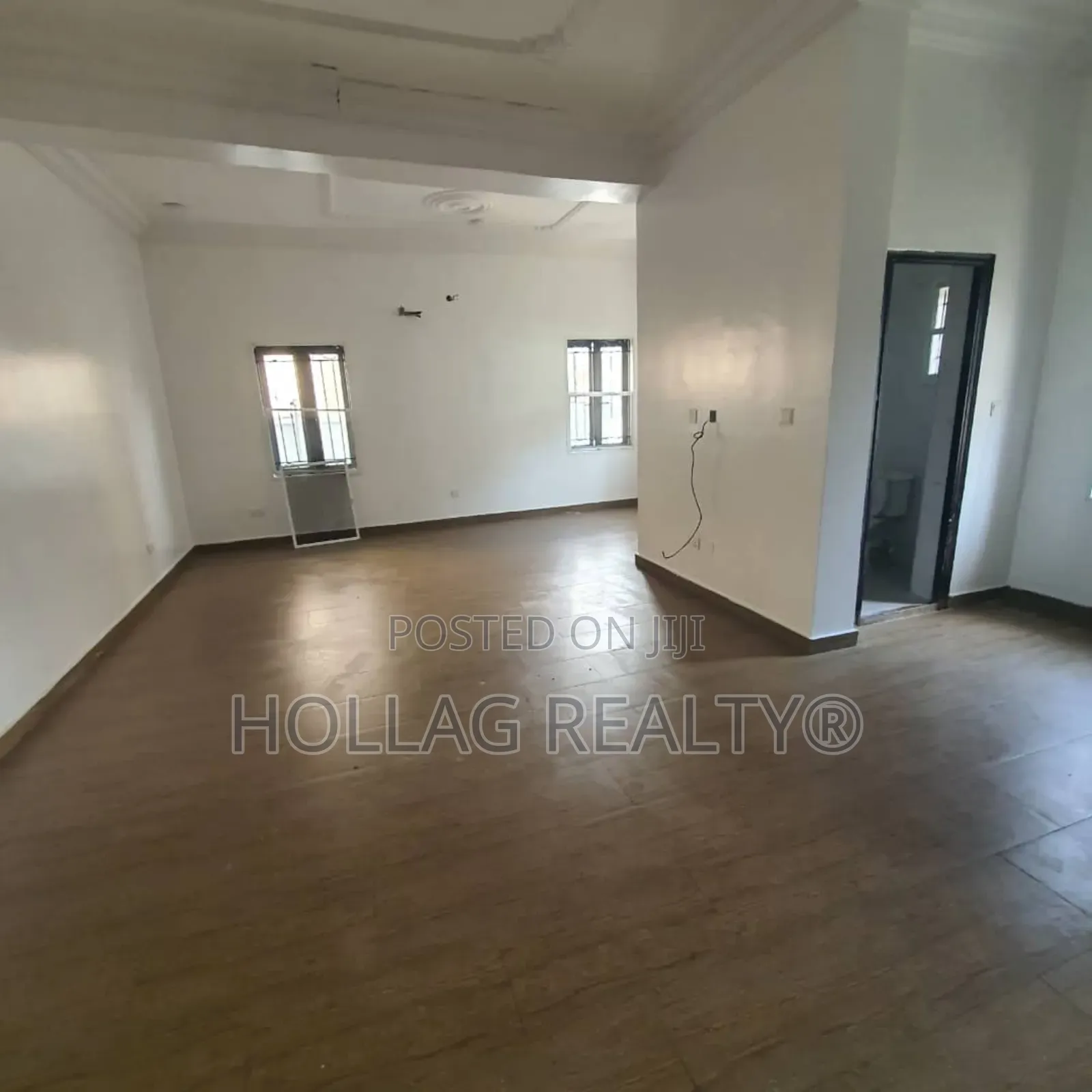 6bdrm Duplex in Agungi for sale in Agungi