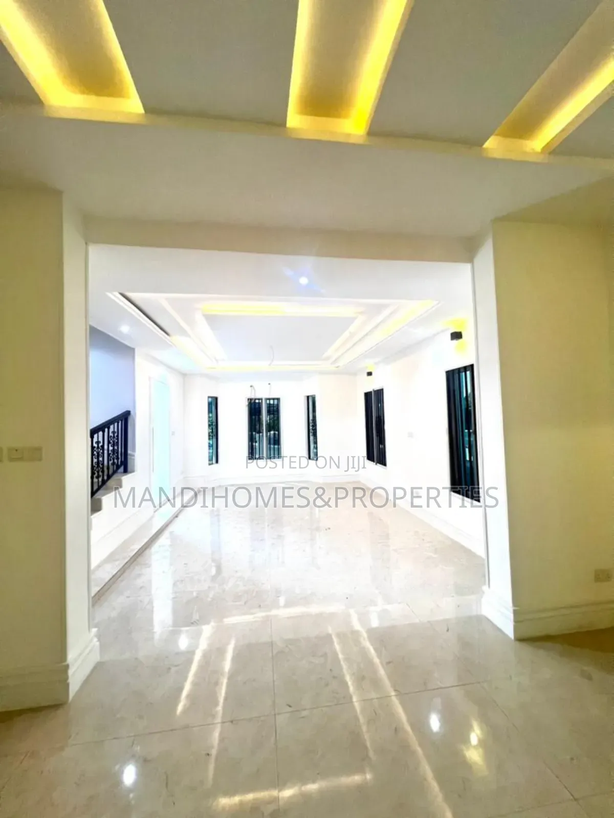 5bdrm Duplex in Sangotedo for sale in Sangotedo