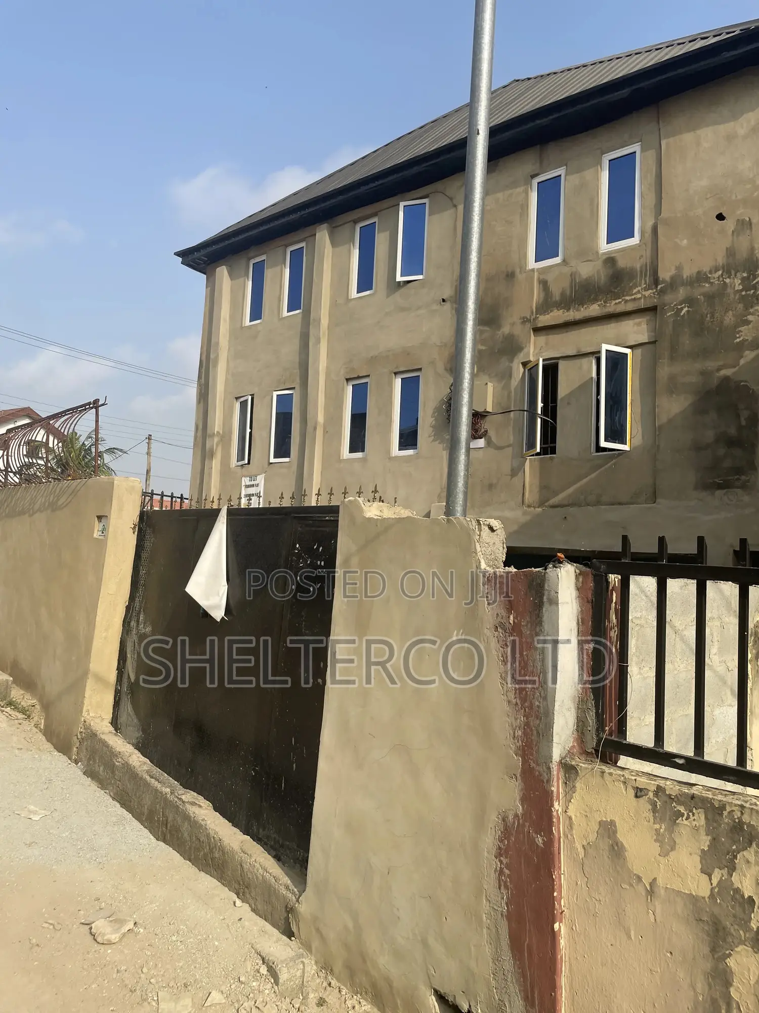 2bdrm Apartment in Gated Street, Aguda / Ogba for rent in Aguda / Ogba