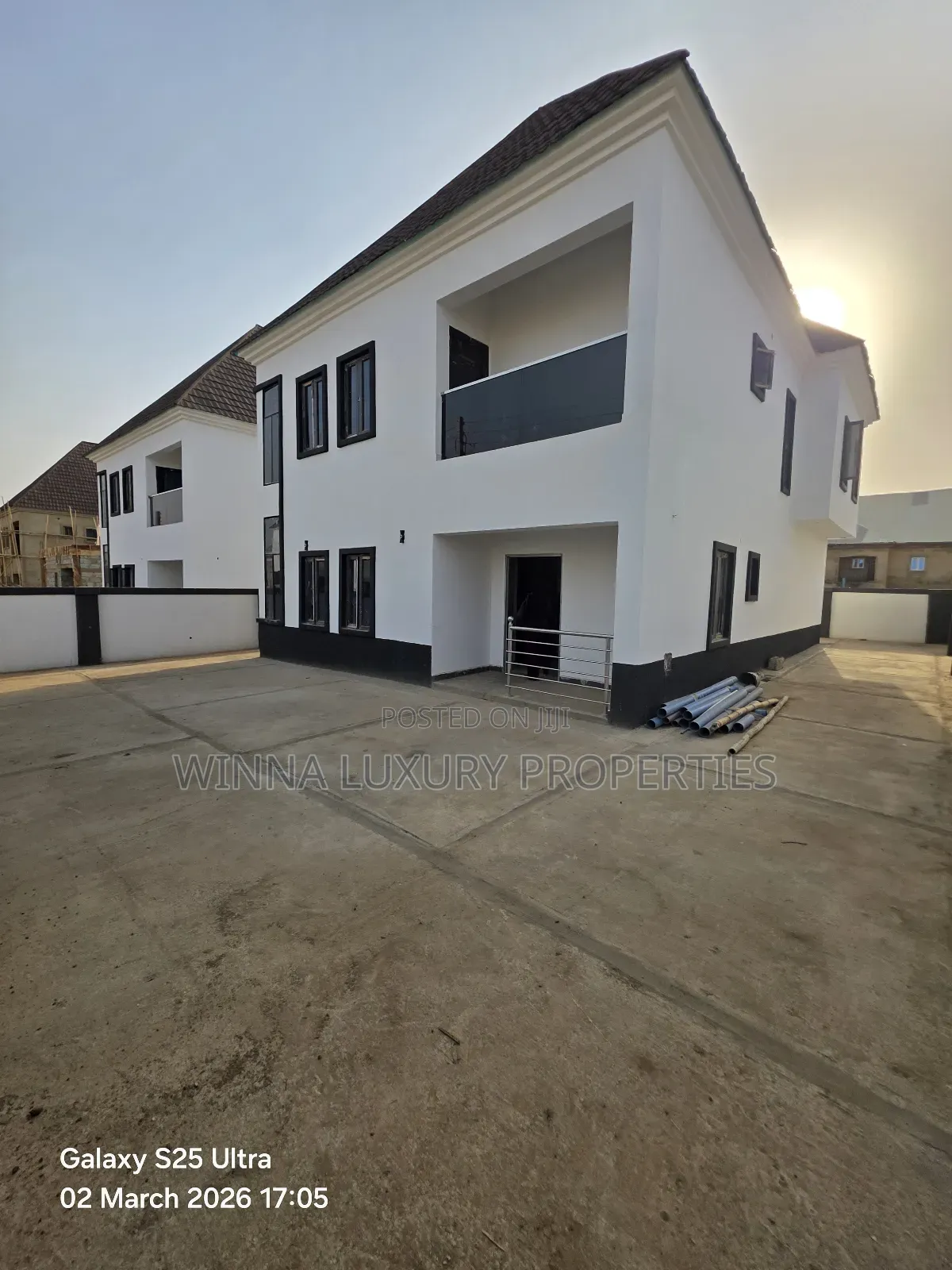 4bdrm Duplex in Back Of Dunamis, Lugbe District for sale in Lugbe District