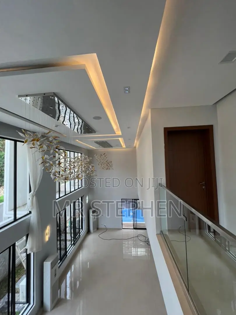 6-Bedroom Mansion Detached Duplex + Bq • Banana Island, Ikoyi in Banana Island
