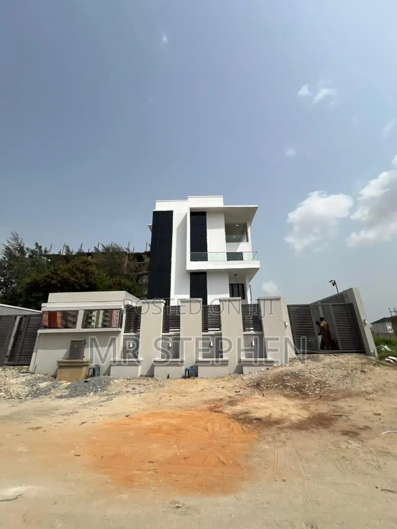 6-Bedroom Mansion Detached Duplex + Bq • Banana Island, Ikoyi in Banana Island