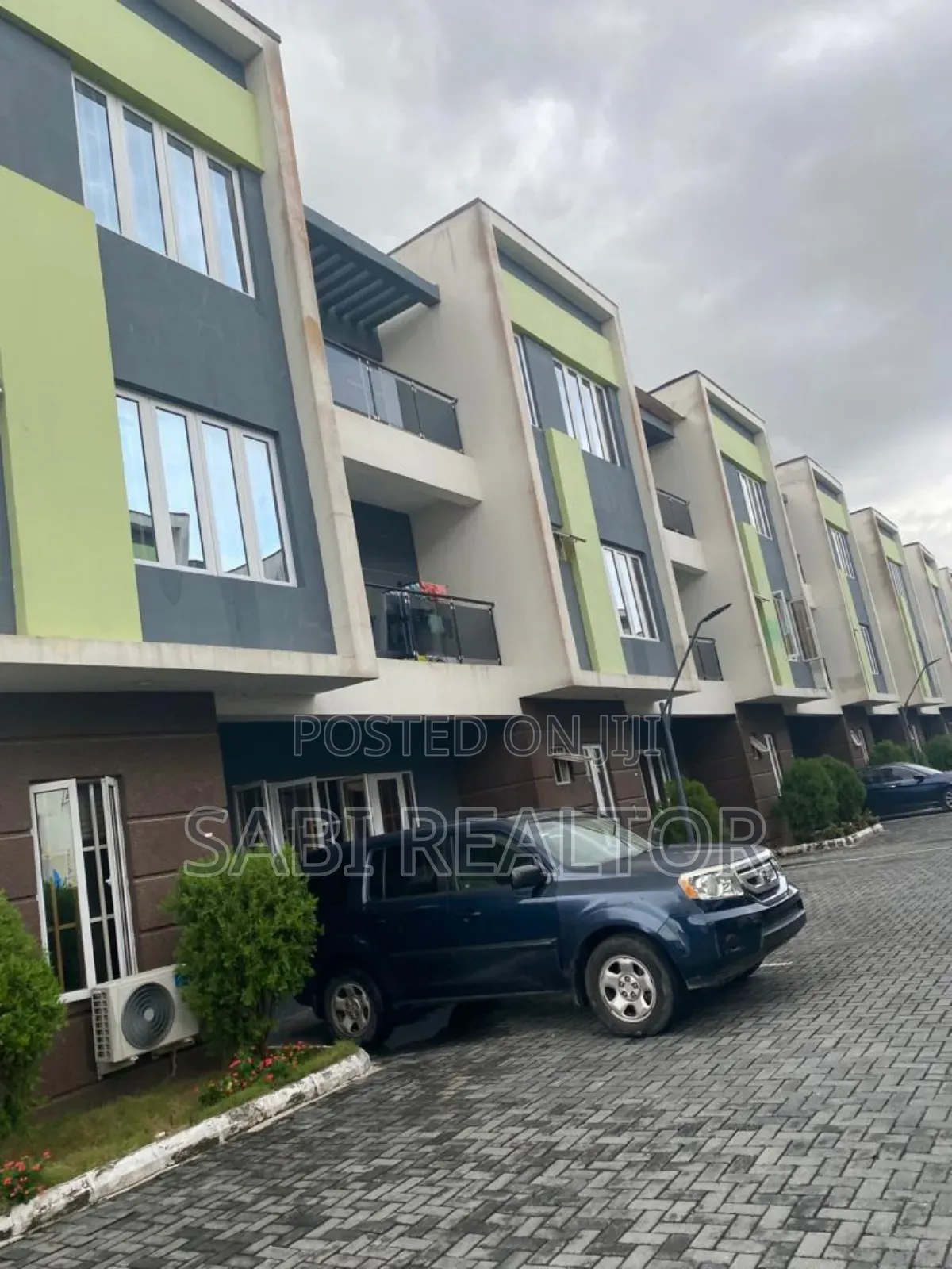 Furnished 5bdrm Townhouse/Terrace in Ikate for sale in Ikate