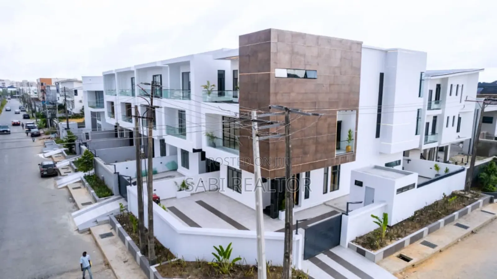 Furnished 5bdrm Duplex in Ikate for sale in Ikate