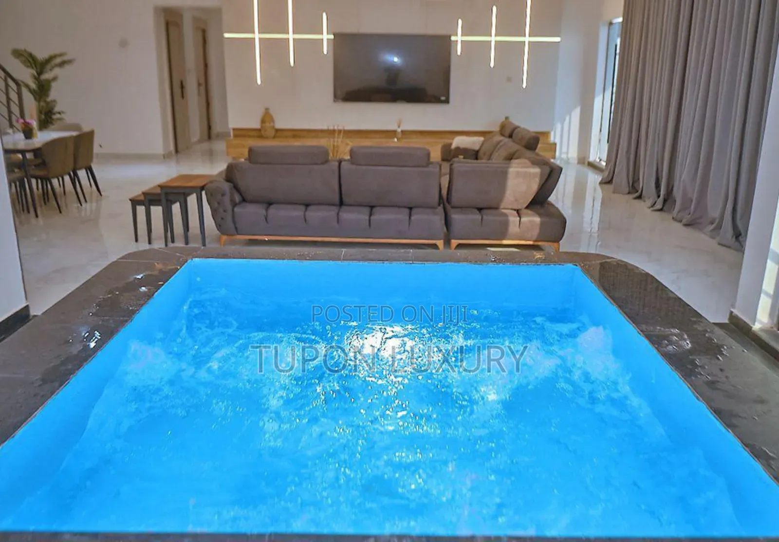 5bedroom Beach House With Indoor and Outdoor Pool in Ilashe