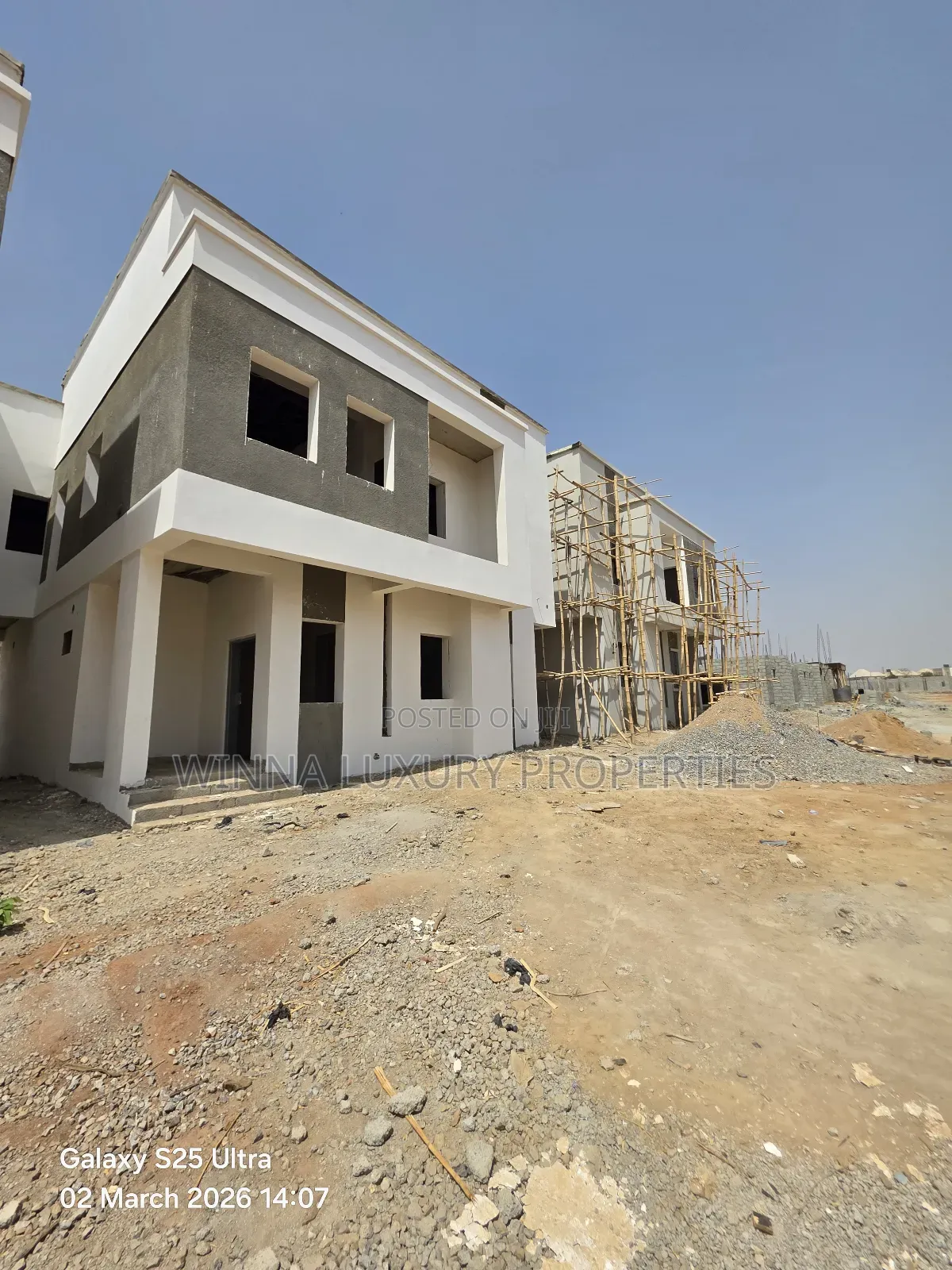 4bdrm Duplex in Tayyib Homes, Lugbe District for sale in Lugbe District