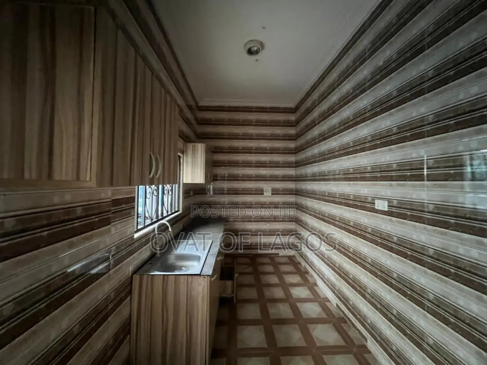 2bdrm Duplex in Lekki Phase 1 for rent in Lekki Phase 1