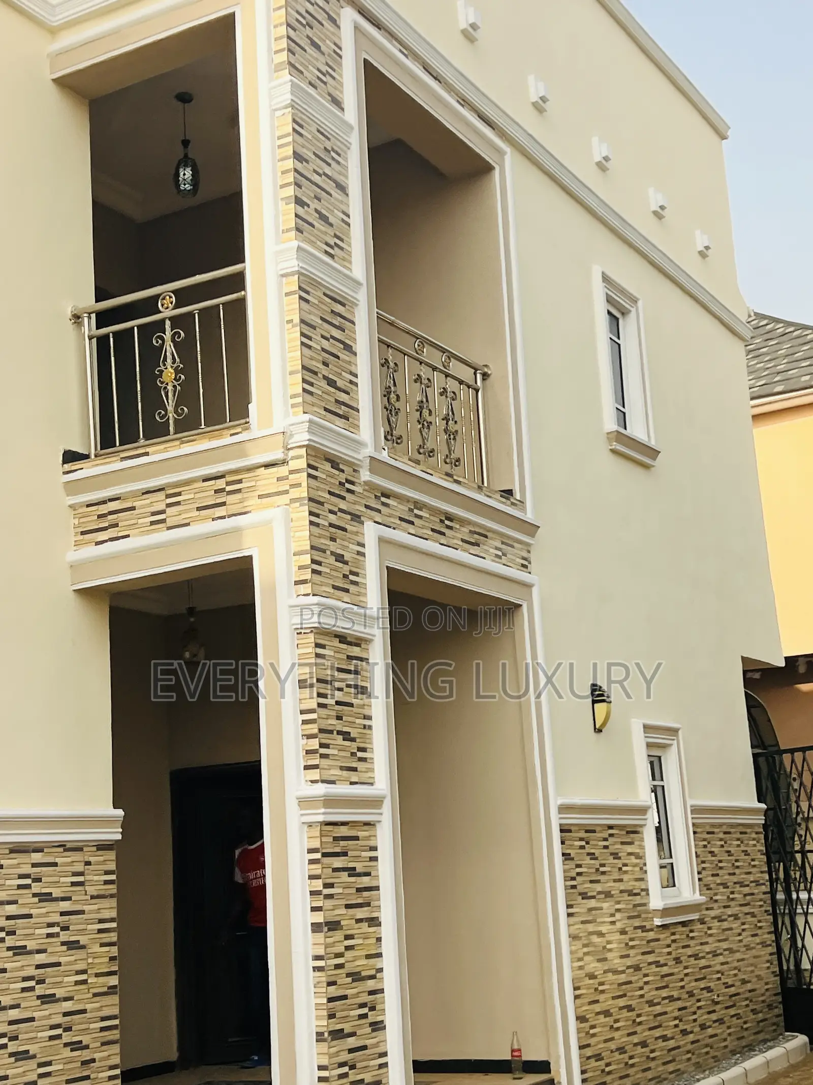 4bdrm Duplex in Scc Ushafa for rent in Ushafa