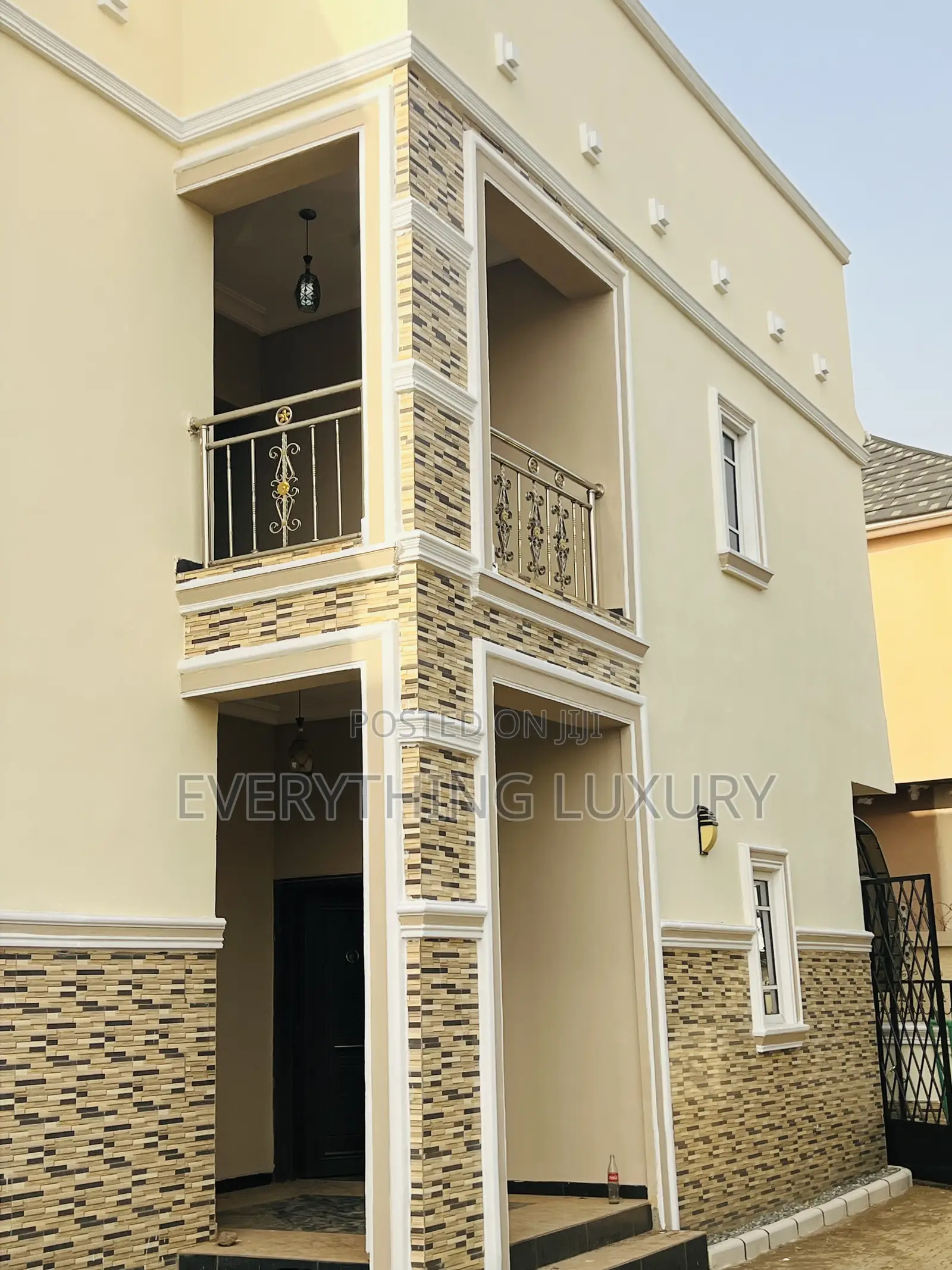 4bdrm Duplex in Scc Ushafa for rent in Ushafa