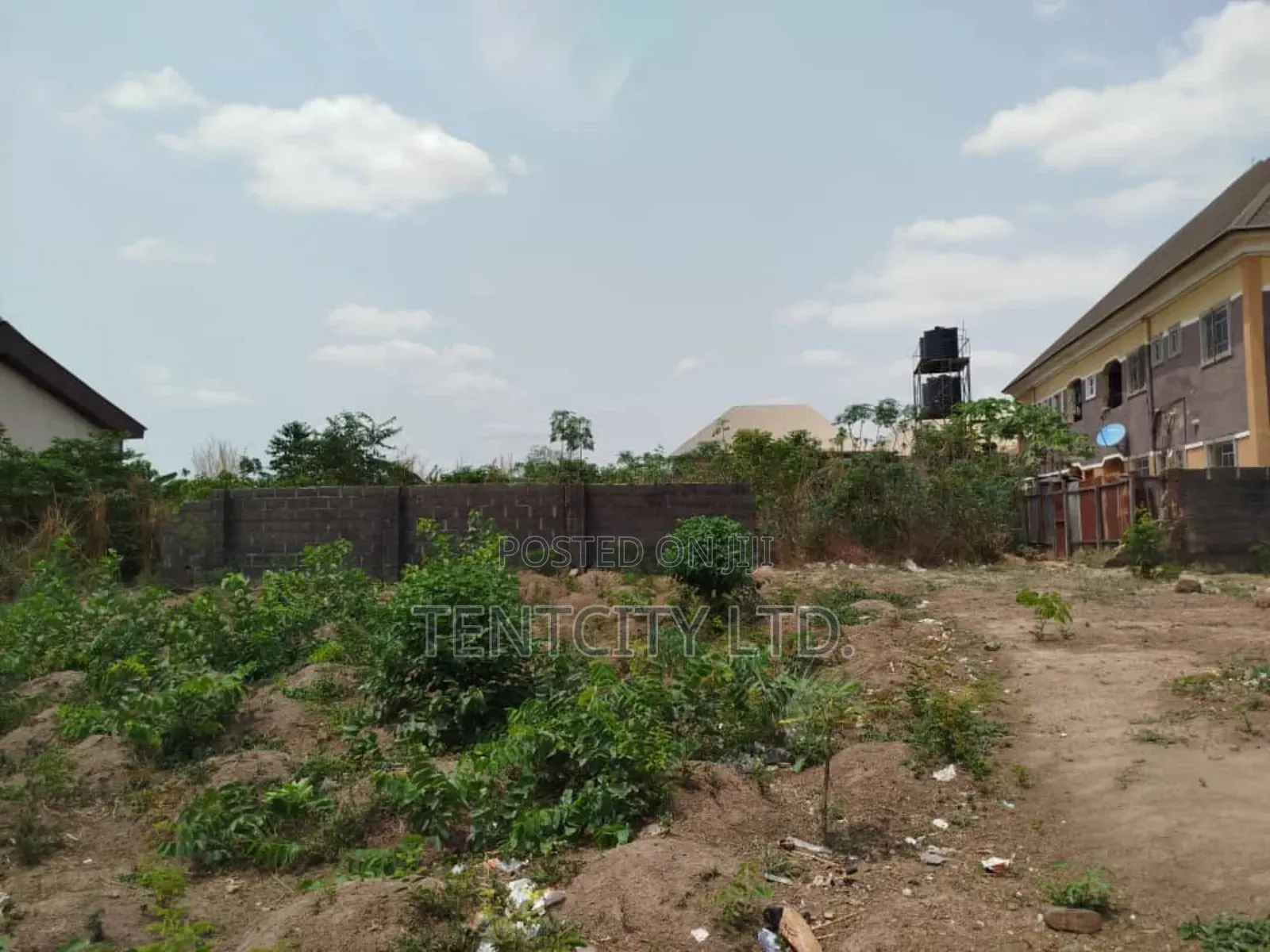 835sqm Fenced Gated Opp Annamco, Airport Road, Enugu in Enugu