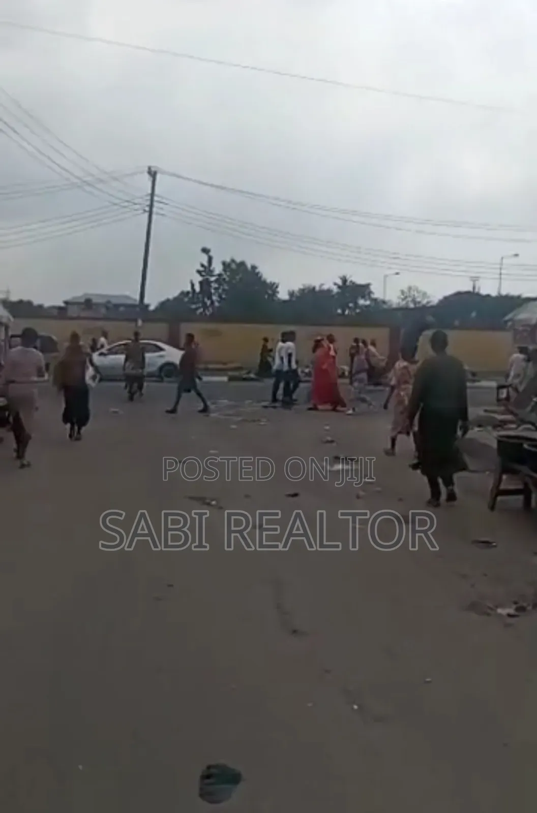 Land for Sale | Corner Piece 850m2 at Agege Pencinema for Sale in Pen Cinema