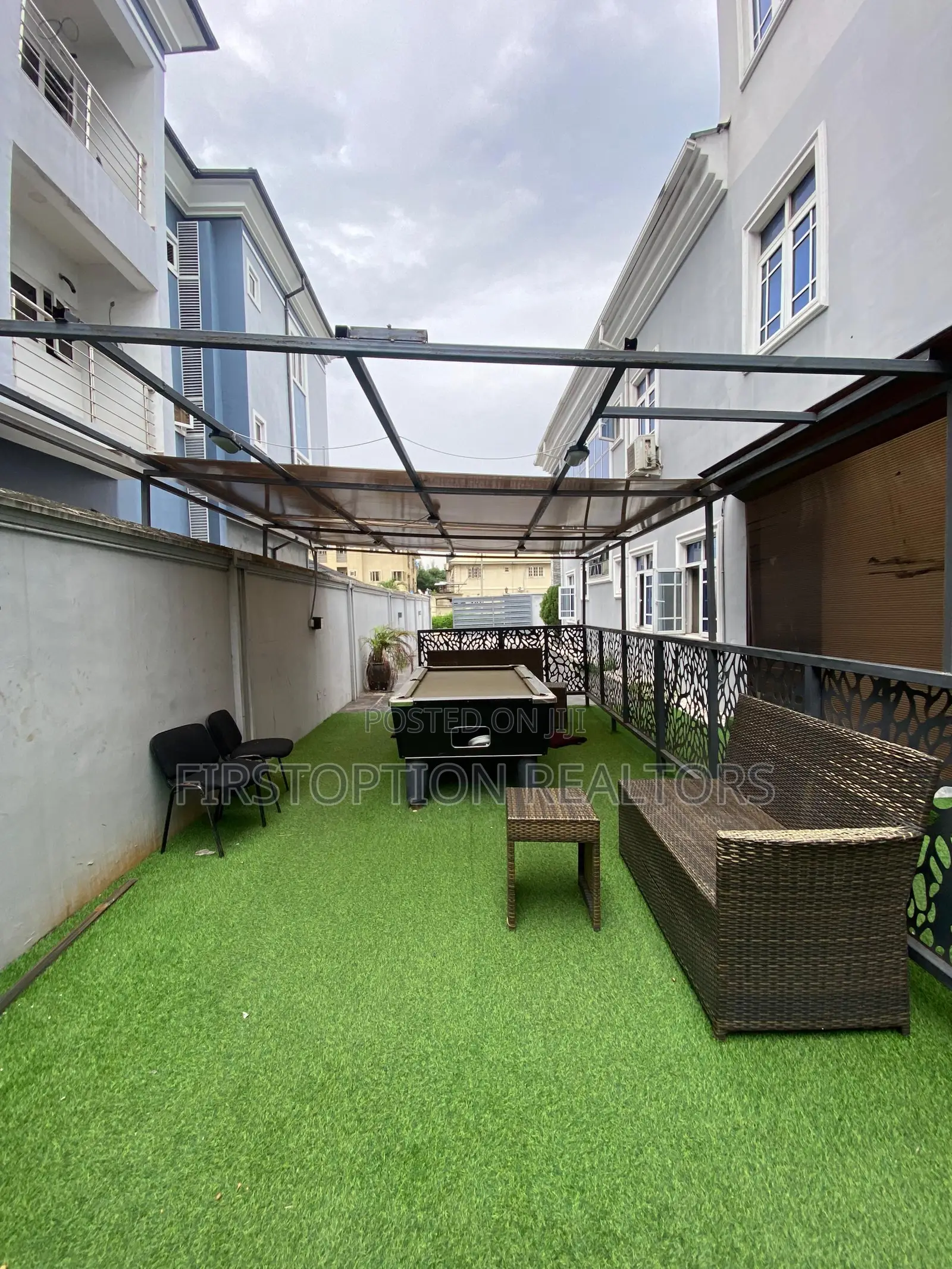 18rooms Hotel for Lease at Ajah in Off Lekki-Epe Expressway
