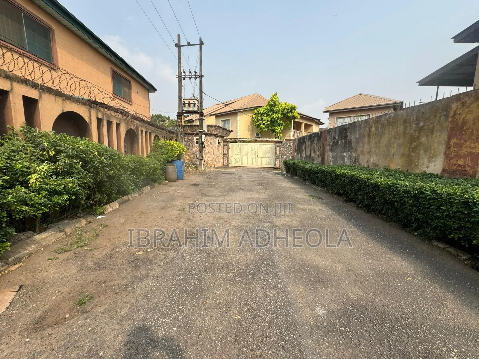 Land Measuring 1006sqm With Ademolishable Structure on It in Ogba