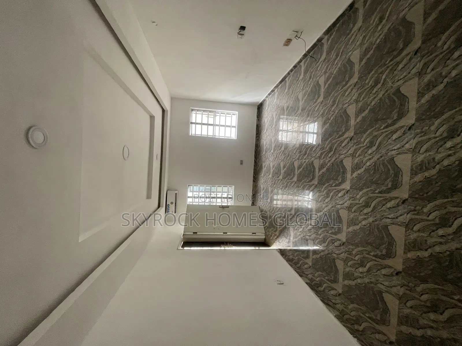 2bdrm Apartment in Ikota for rent in Ikota