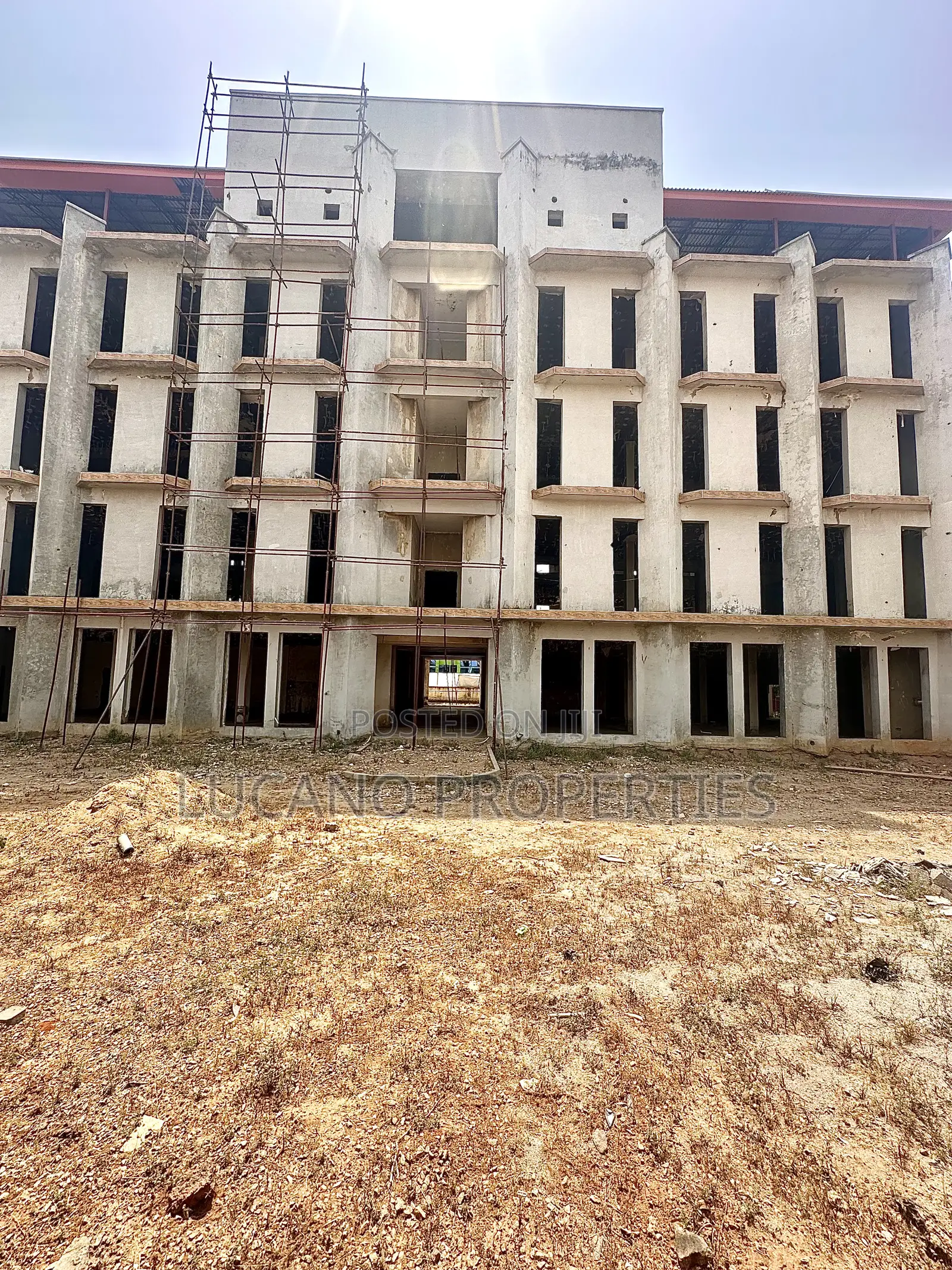 5 Floors Mega Plaza for Lease, With a Roof Top Bar in Wuse 2