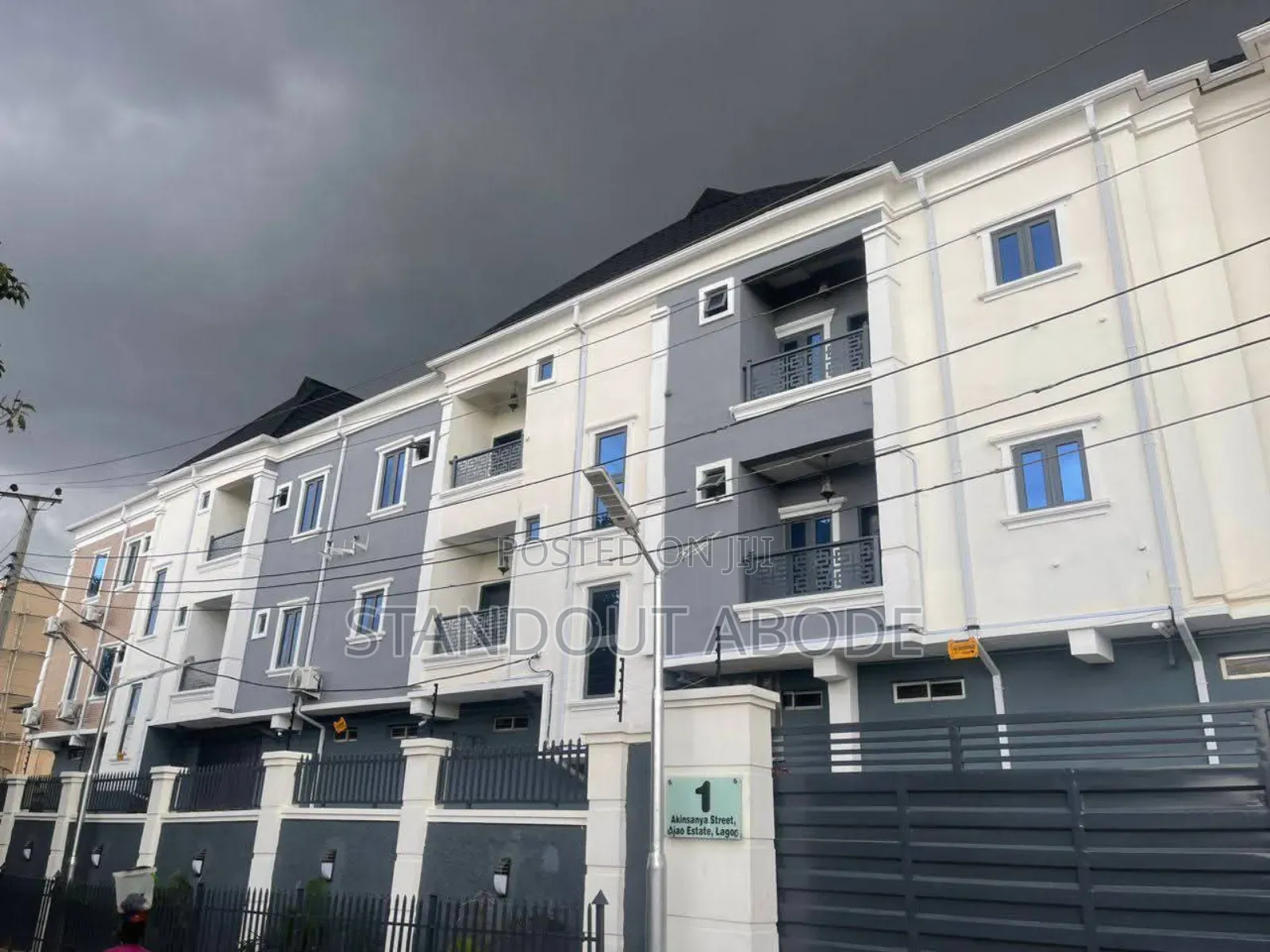 Furnished 2bdrm Block of Flats in Ajao Estate for sale in Ajao Estate