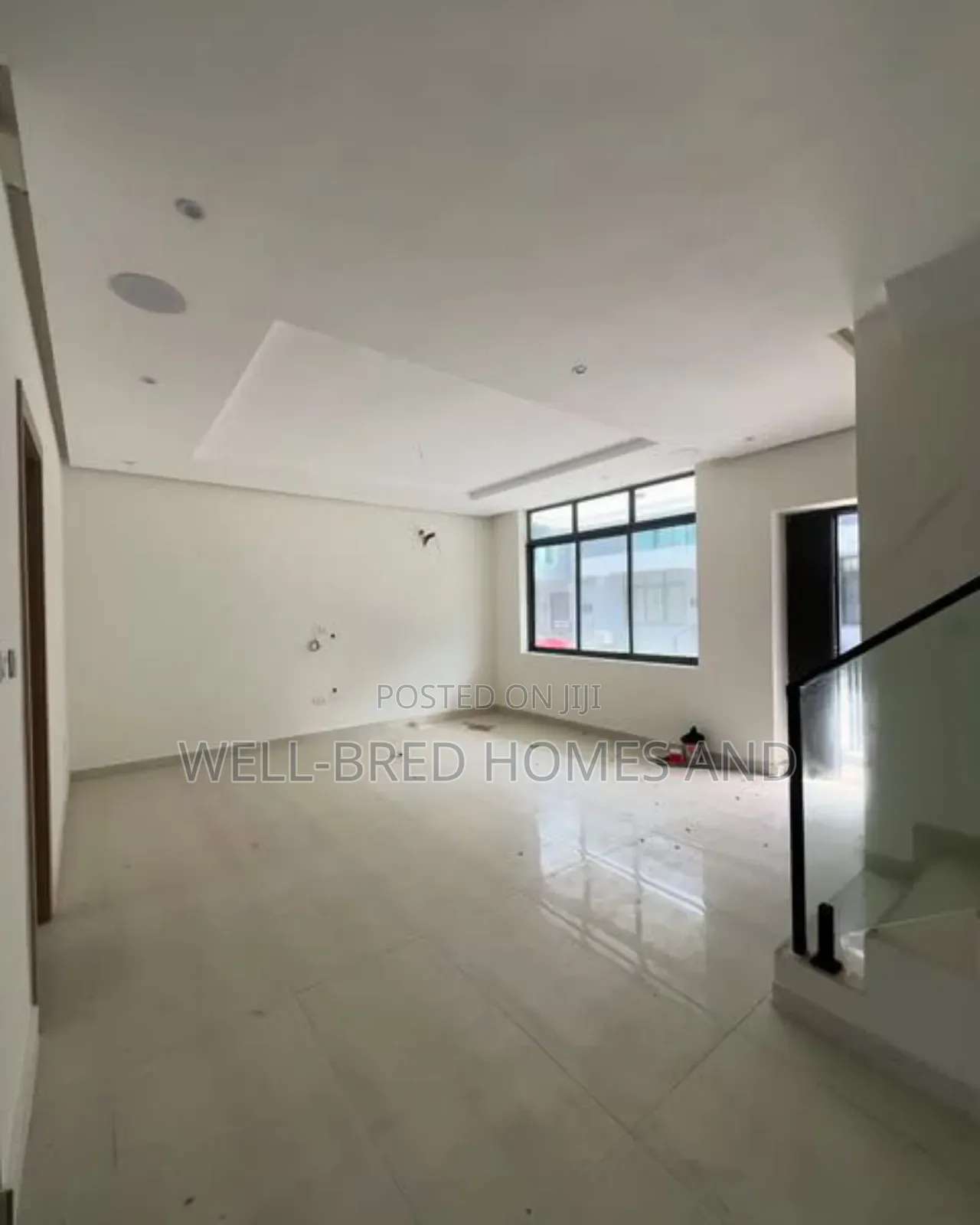 4bdrm Duplex in New Road Chevron for rent in Lekki Phase 2