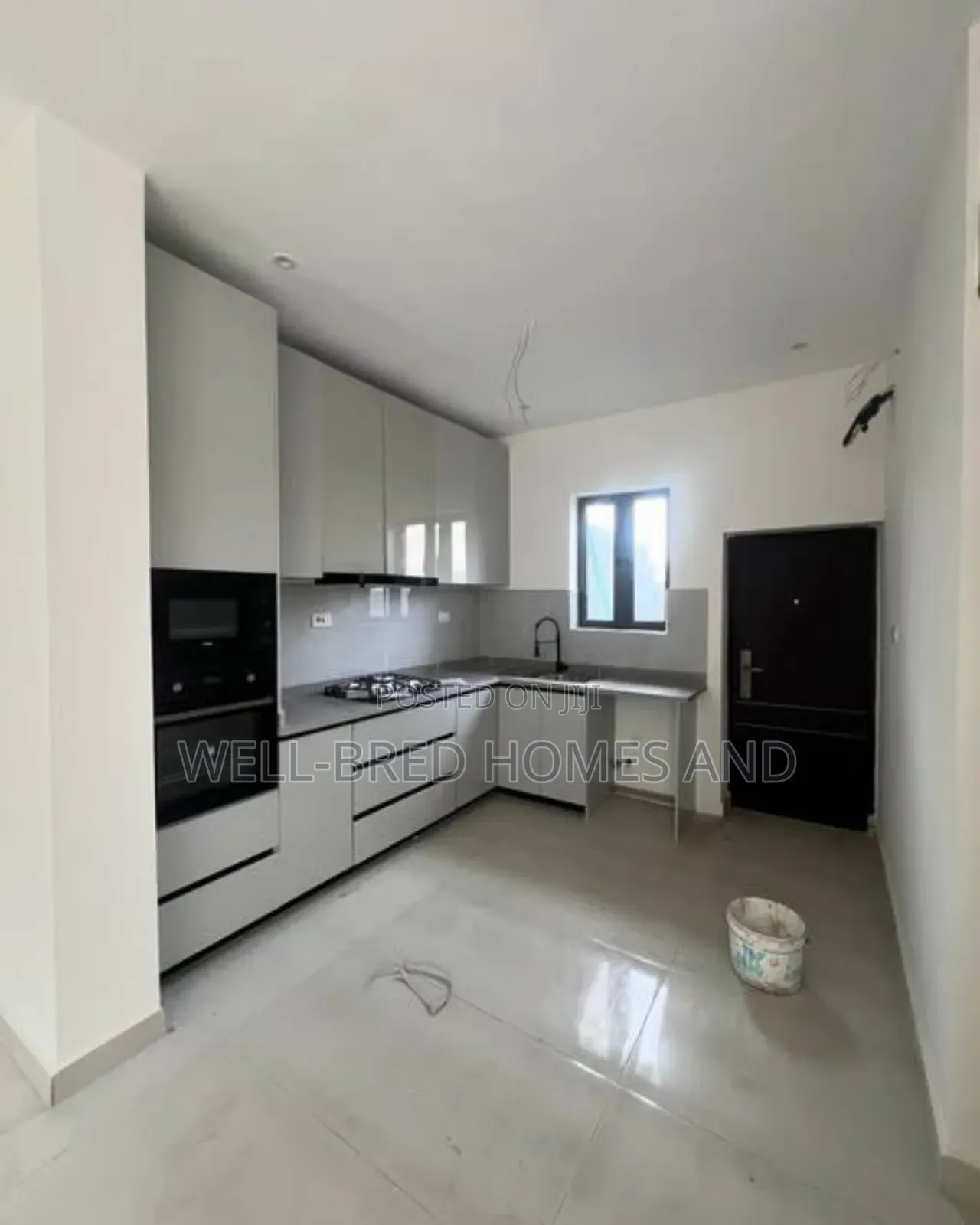 4bdrm Duplex in New Road Chevron for rent in Lekki Phase 2