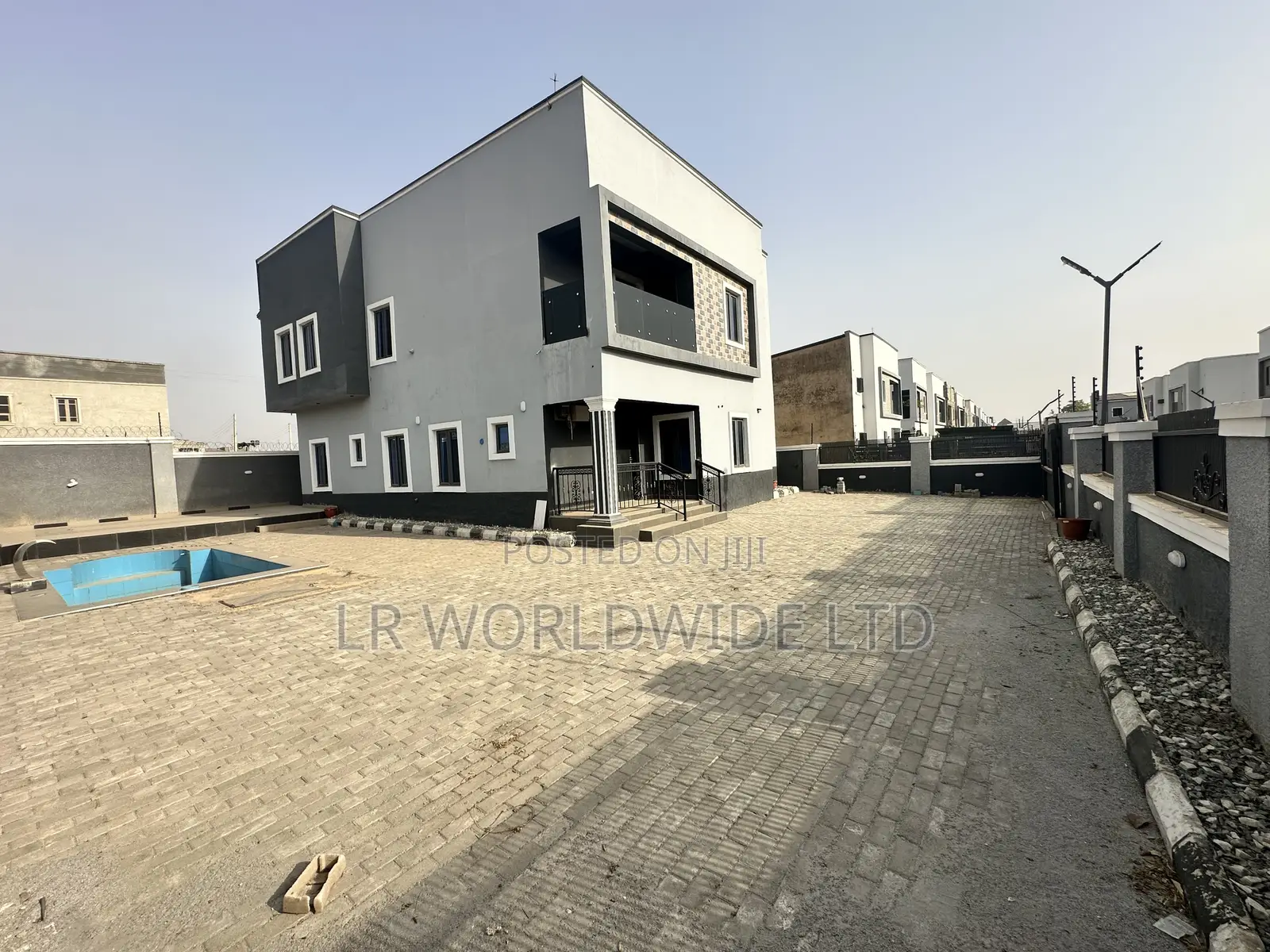 Furnished 4bdrm Duplex in Lugbe District for sale in Lugbe District