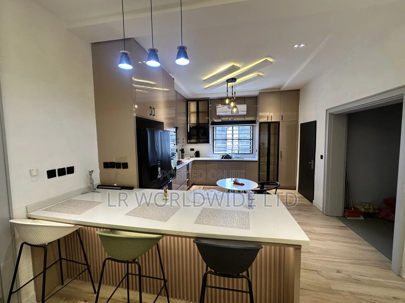 Furnished 4bdrm Duplex in Sabon Lugbe for sale in Sabon Lugbe