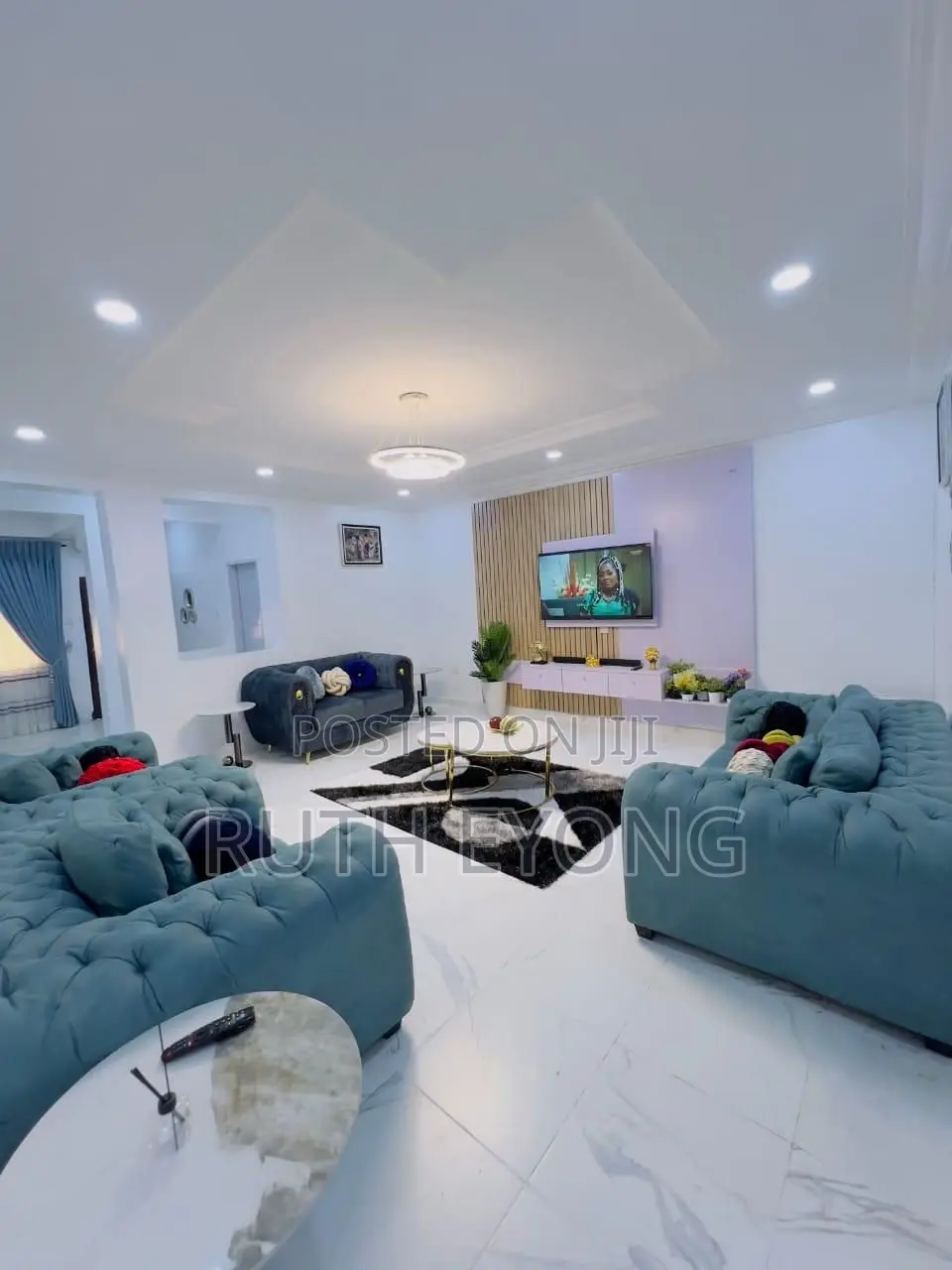 Furnished 3bdrm Apartment in Idowu Taylor for rent in Idowu Taylor