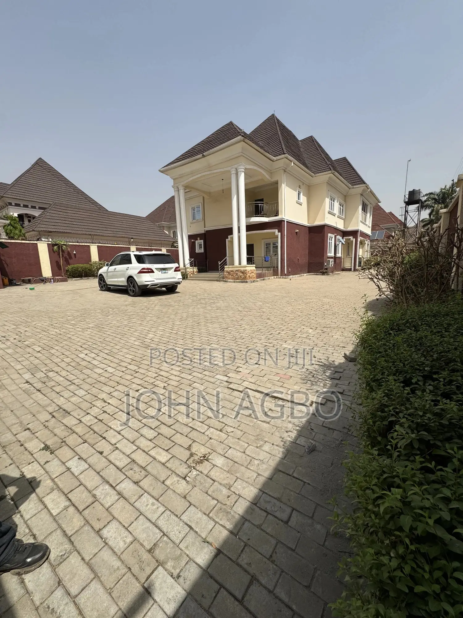 6bdrm Duplex in Life Camp for sale in Life Camp
