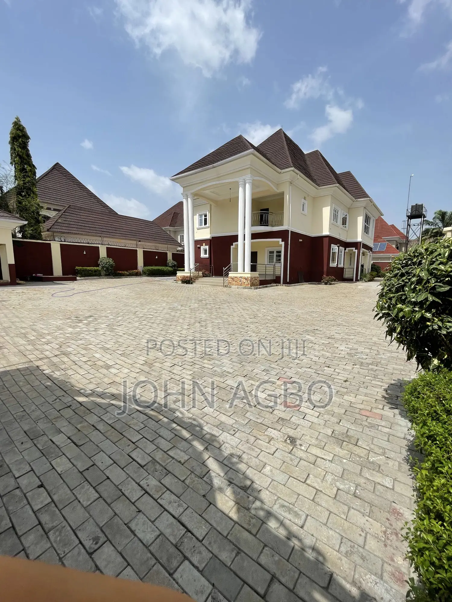 6bdrm Duplex in Life Camp for sale in Life Camp