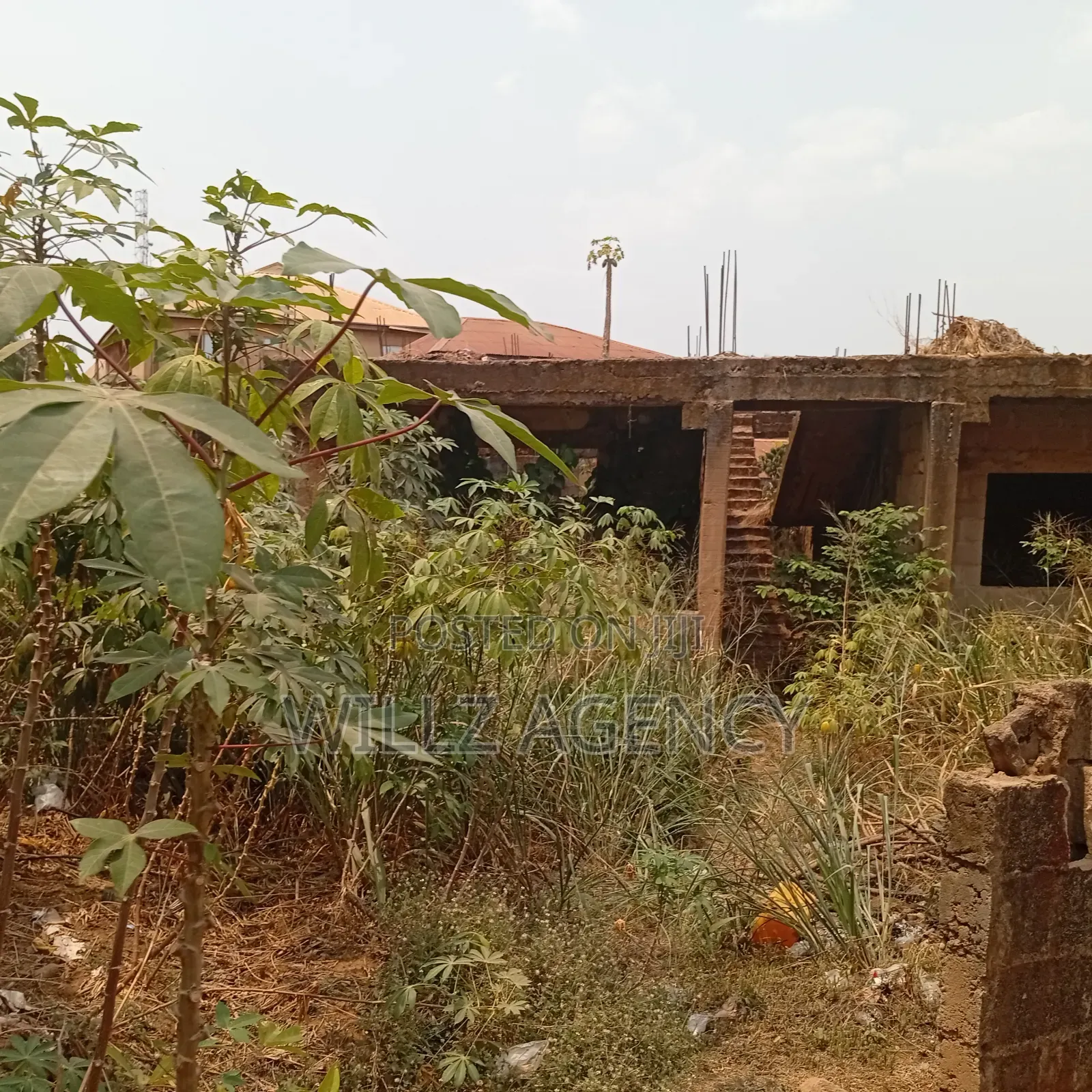 A Plot of Land With Incompleted Building in Enugu