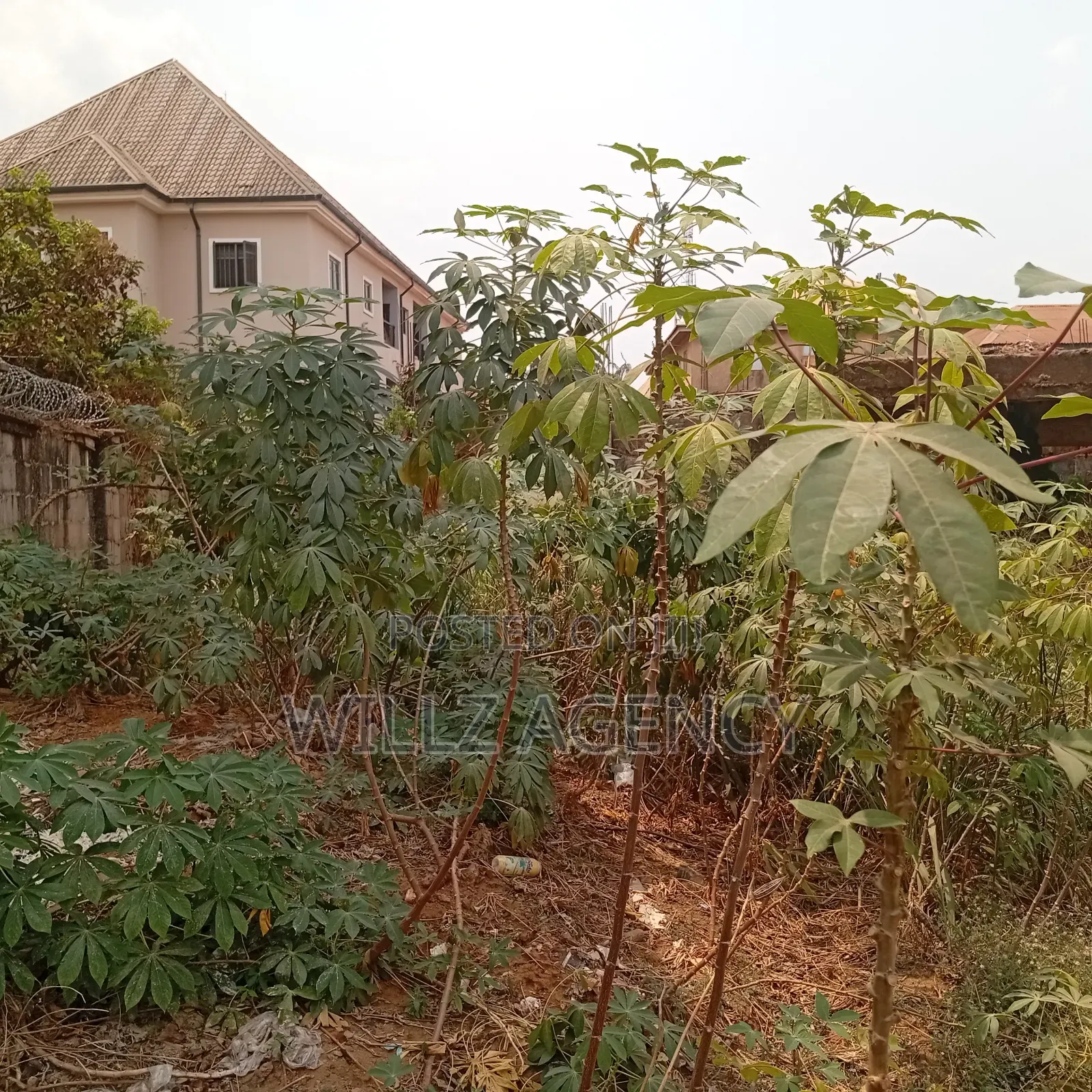 A Plot of Land With Incompleted Building in Enugu