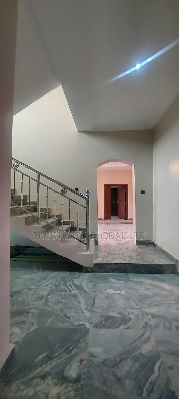 5bdrm Duplex in Broadview Estate, Idu Industrial for rent in Idu Industrial