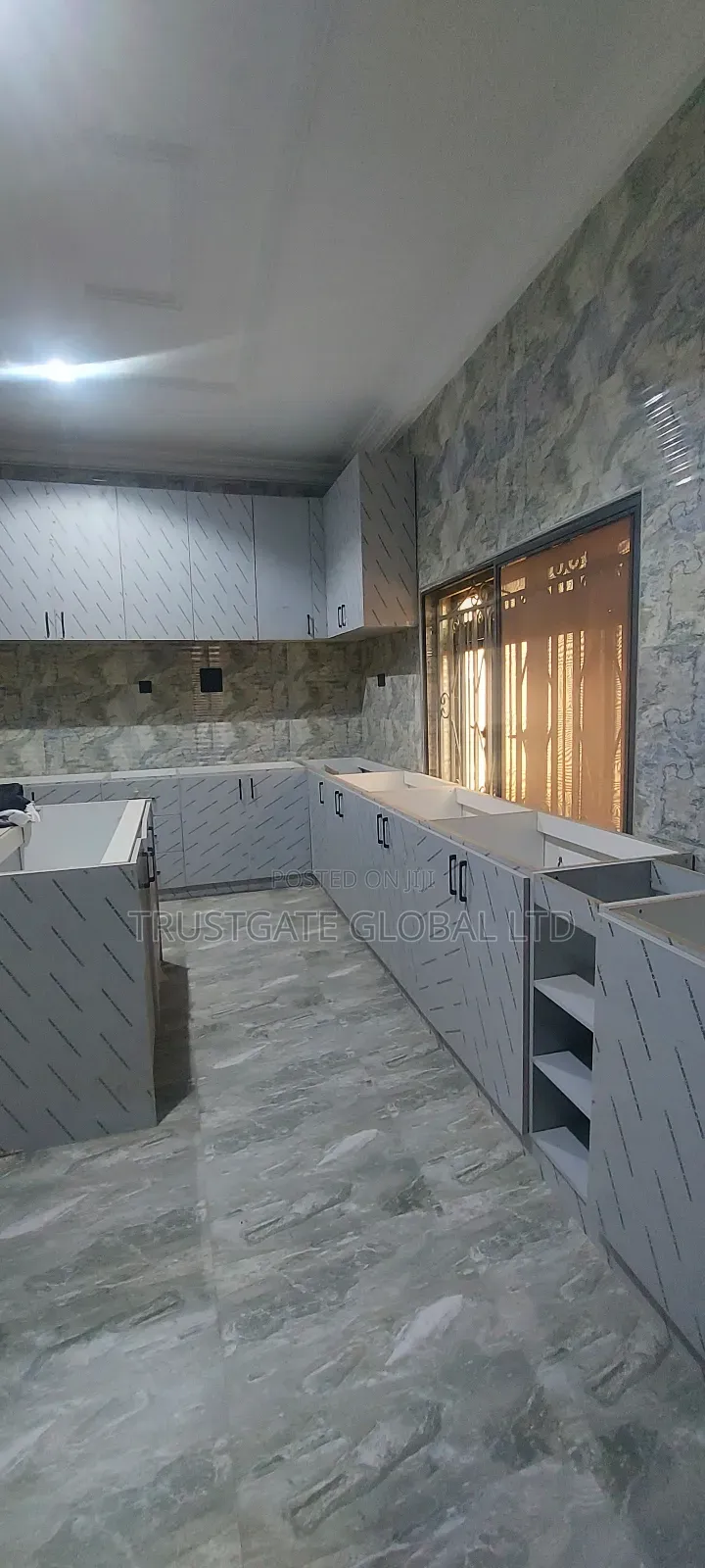 5bdrm Duplex in Broadview Estate, Idu Industrial for rent in Idu Industrial