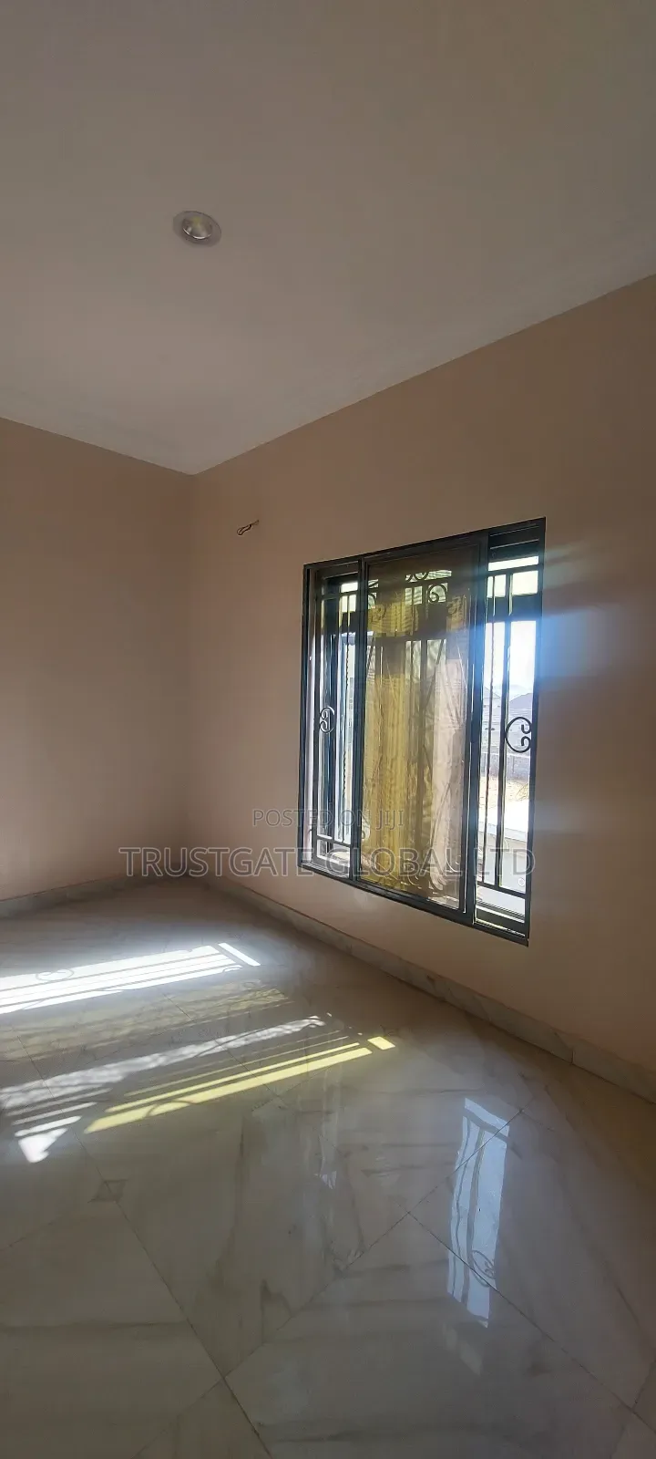 5bdrm Duplex in Broadview Estate, Idu Industrial for rent in Idu Industrial