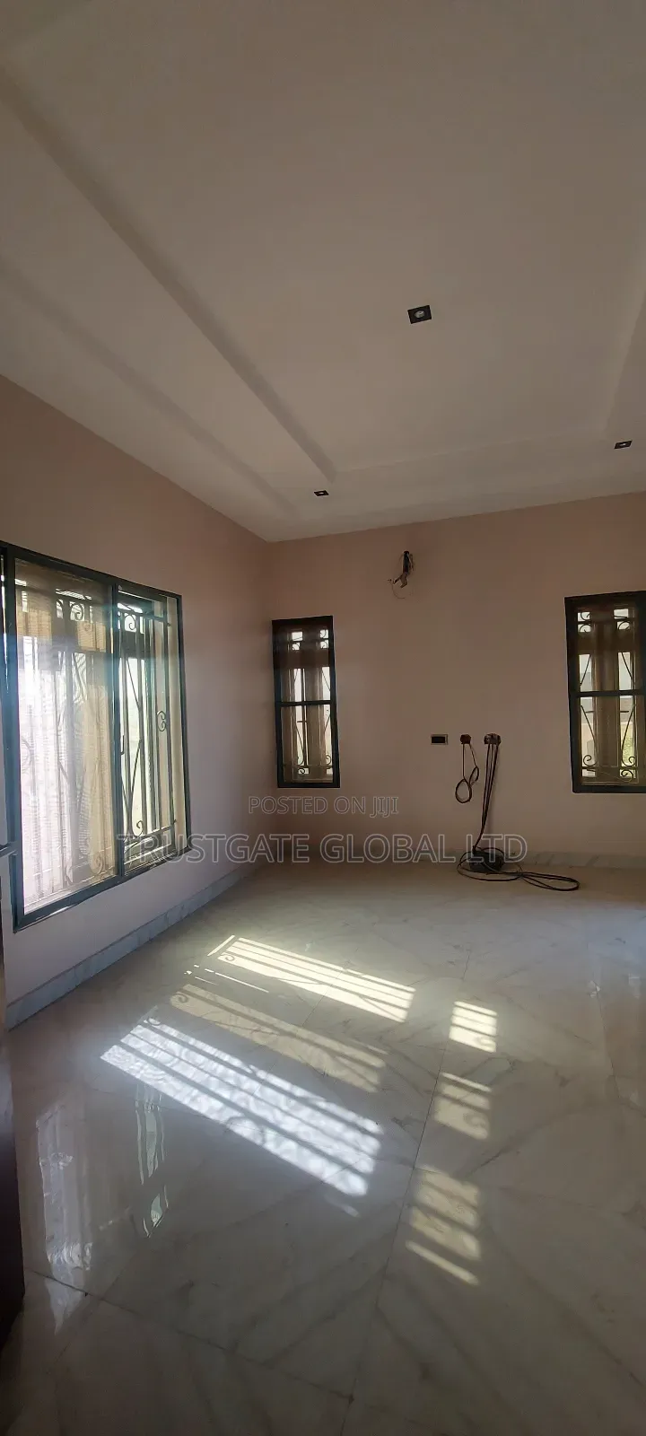 5bdrm Duplex in Broadview Estate, Idu Industrial for rent in Idu Industrial