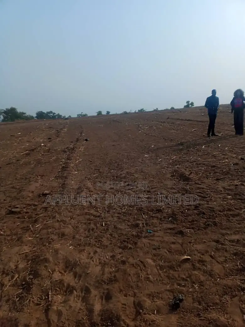 250sqm of Estate Land for Sale in Kabusa for 4 Bedrm Duplex in Kabusa