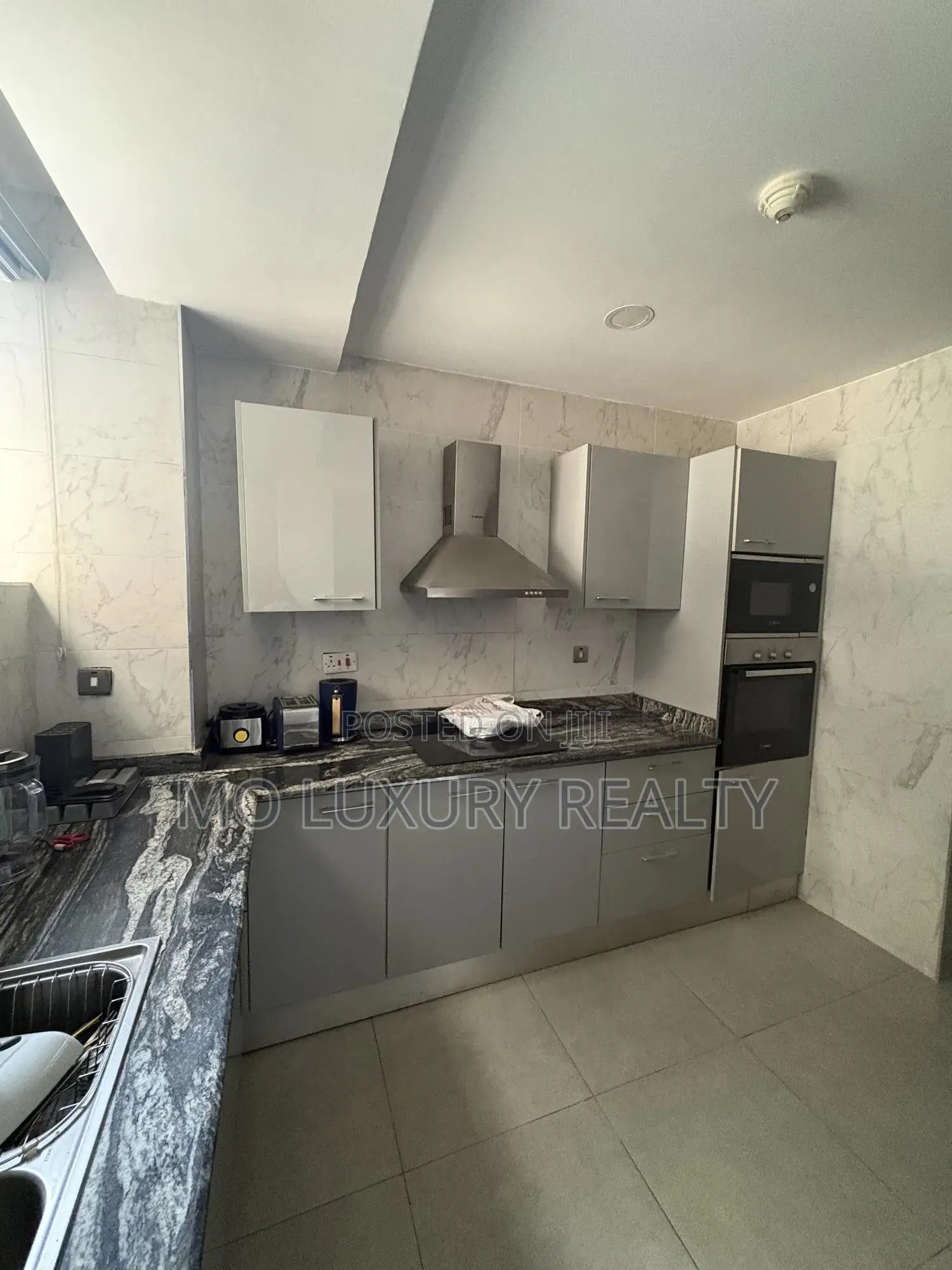 2bdrm Apartment in Victoria Island for sale in Victoria Island