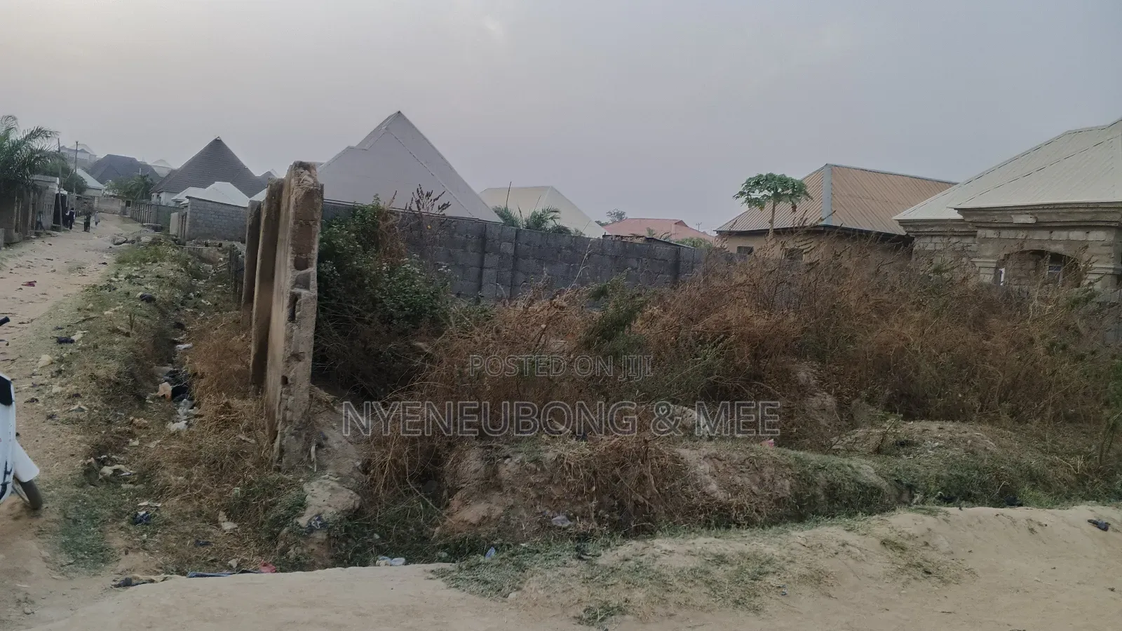 Small Land for Shop for Sale in Karu