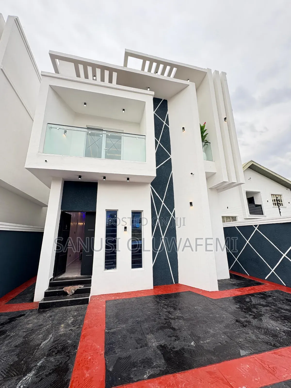5bdrm Duplex in New Oko Oba for sale in New Oko Oba