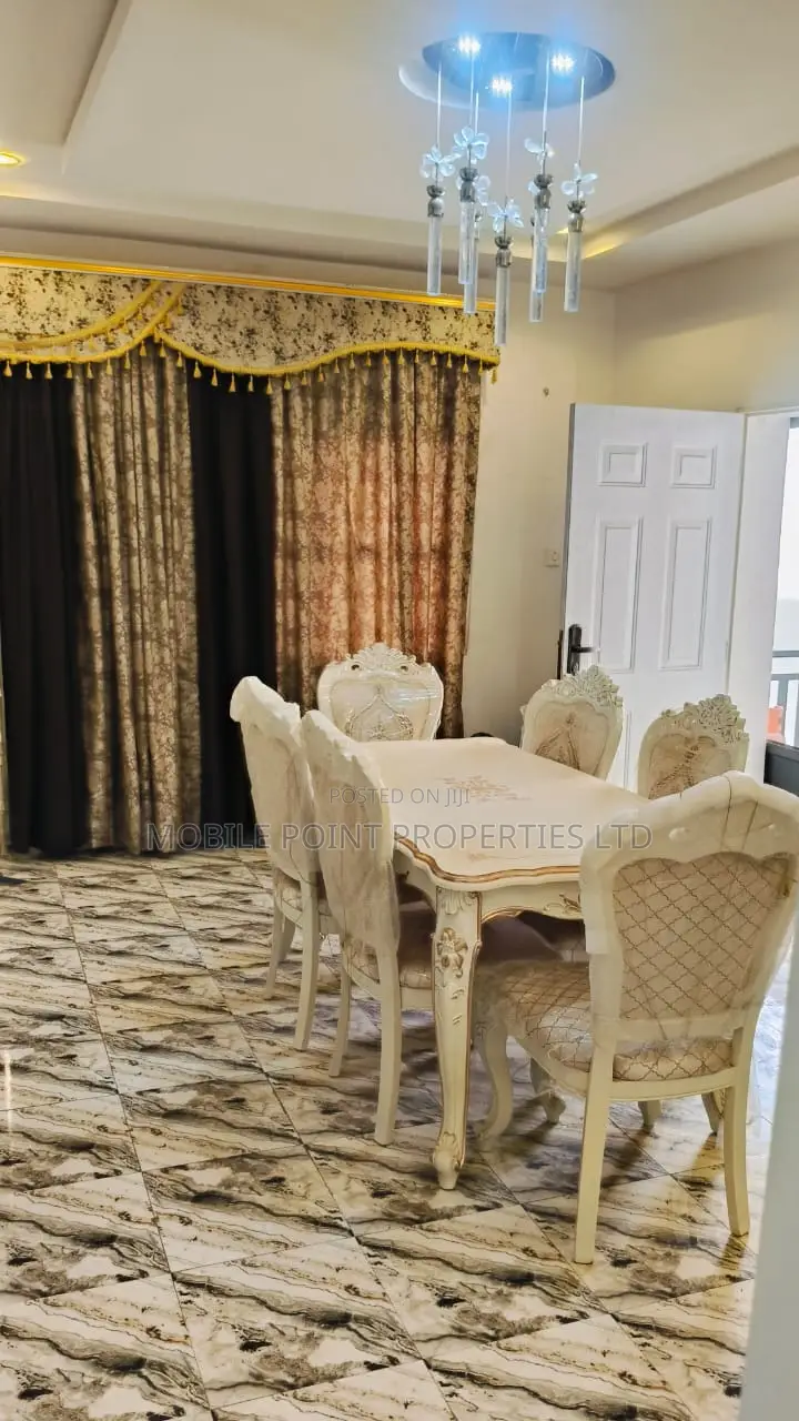 Furnished 4bdrm Apartment in Utako for rent in Utako