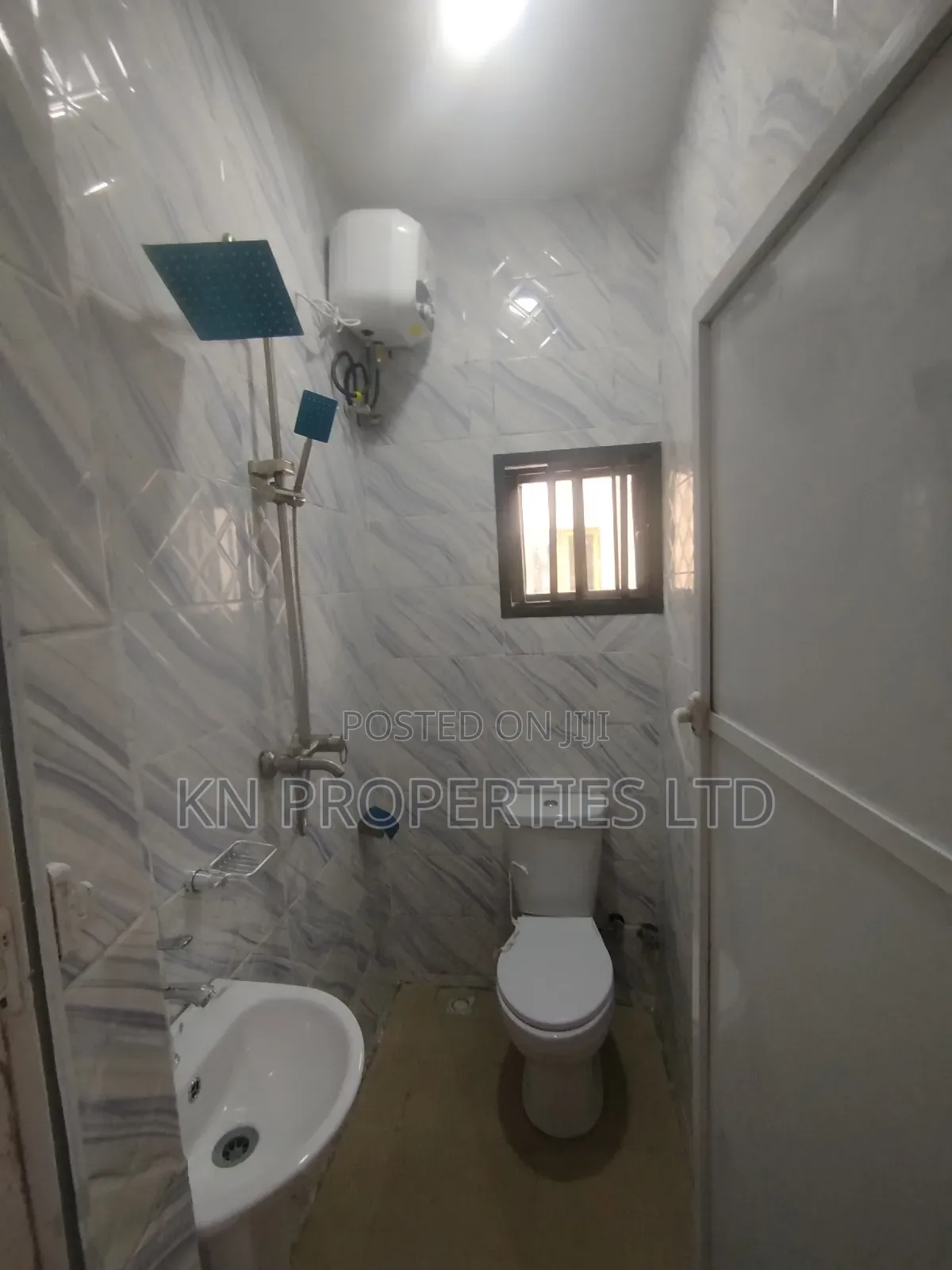 2bdrm Block of Flats in Apo for rent in Apo District