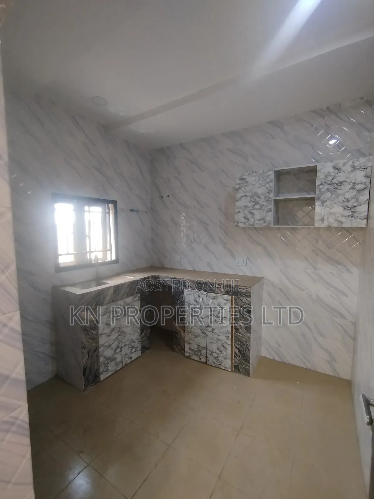 2bdrm Block of Flats in Apo for rent in Apo District