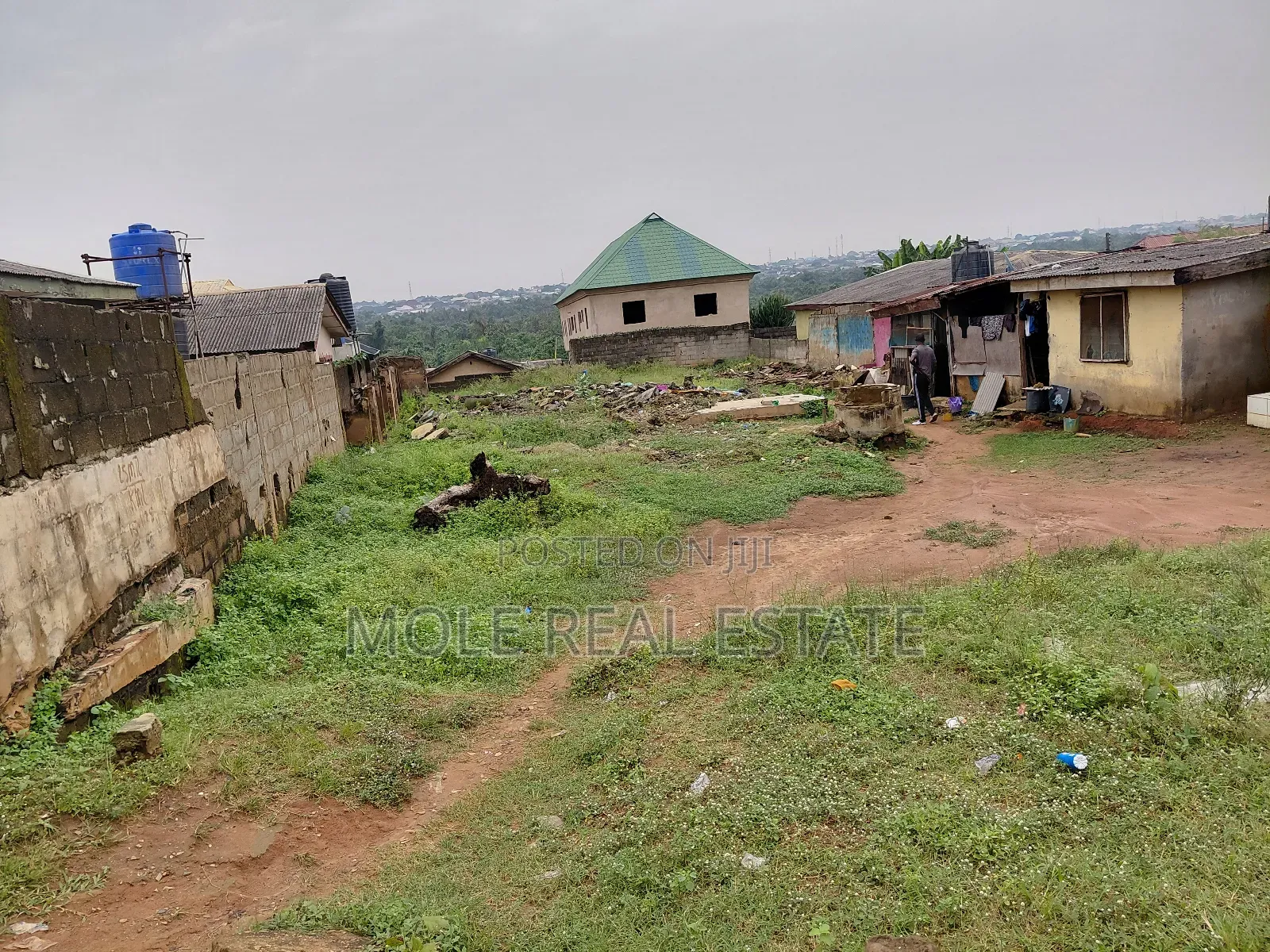 8.5 Plots Facing Lasu Igjando Expressway in Ikotun / Ikotun/Igando