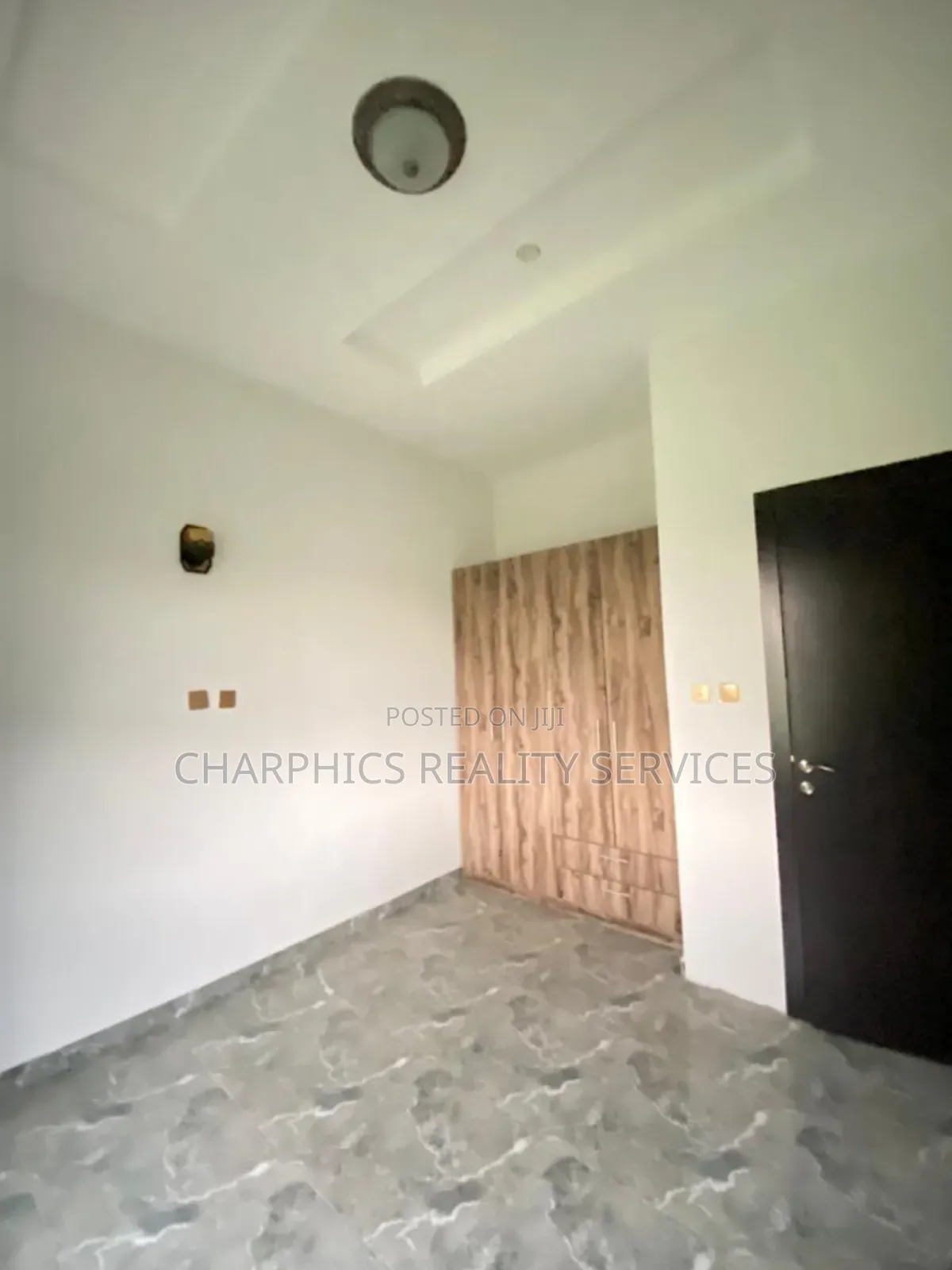 5bdrm Duplex in Rent Option 15M, Ogombo for sale in Ogombo
