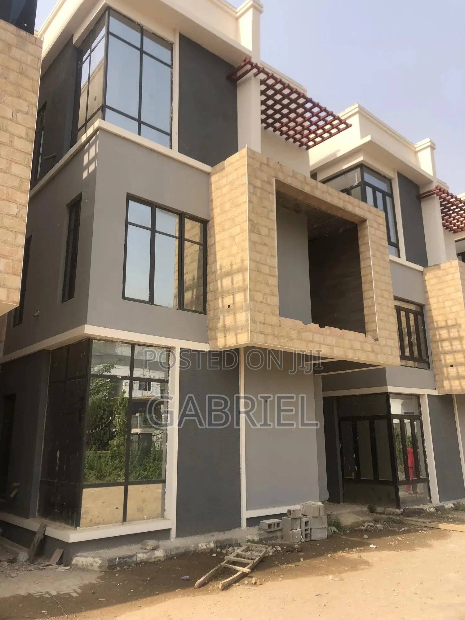 5bdrm Duplex in Katampe Extension for sale in Katampe Extension