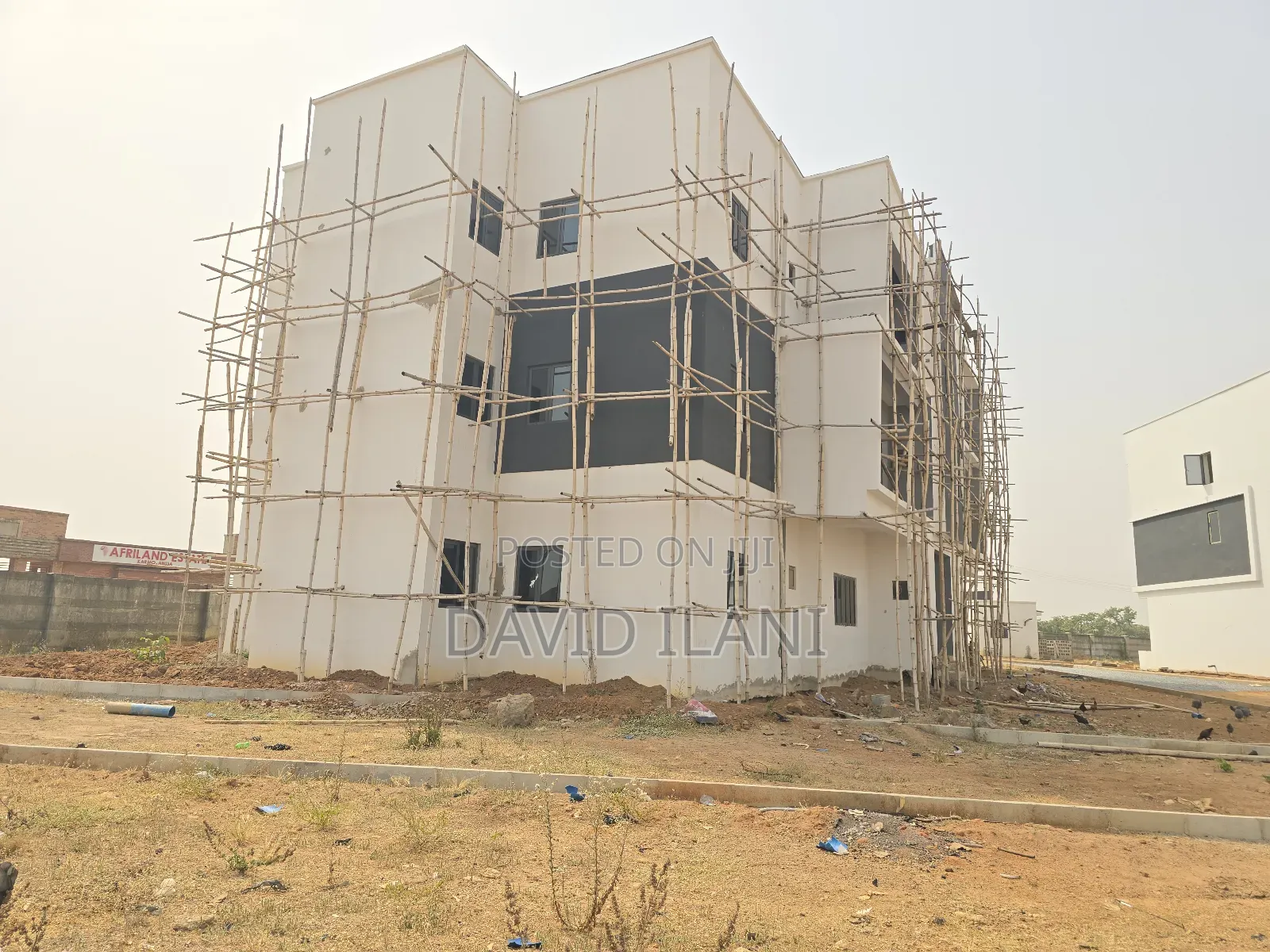 4bdrm Block of Flats in Fountain View for sale in Karmo