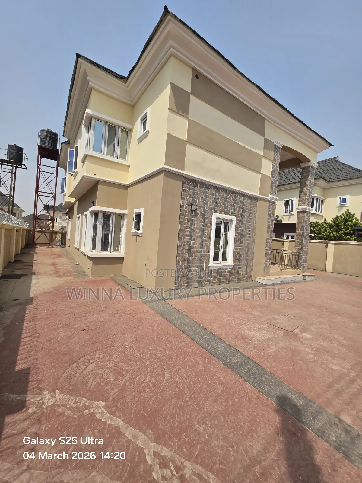 5bdrm Duplex in Primasset Estate, Lugbe District for sale in Lugbe District