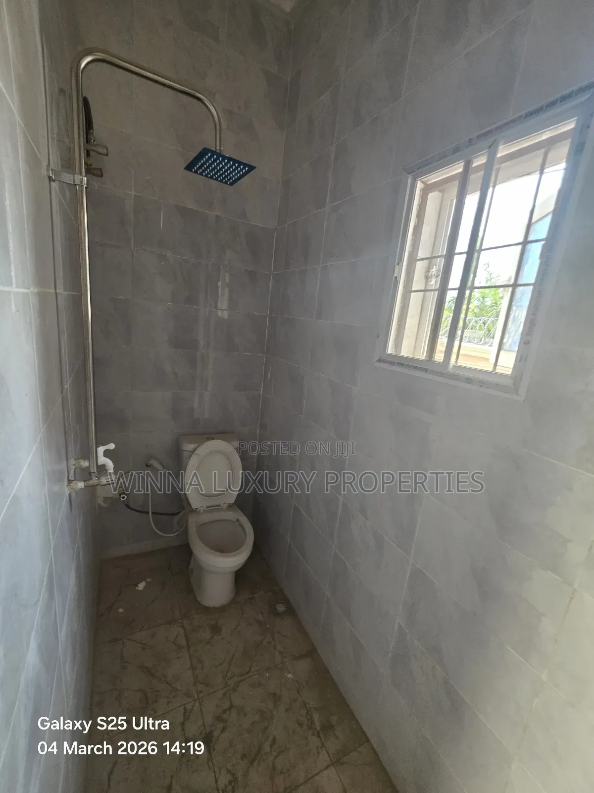 5bdrm Duplex in Primasset Estate, Lugbe District for sale in Lugbe District