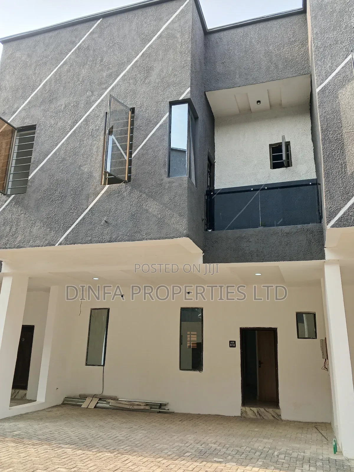 4bdrm Duplex in Atlantic Estate, Abraham Adesanya for sale in Abraham Adesanya