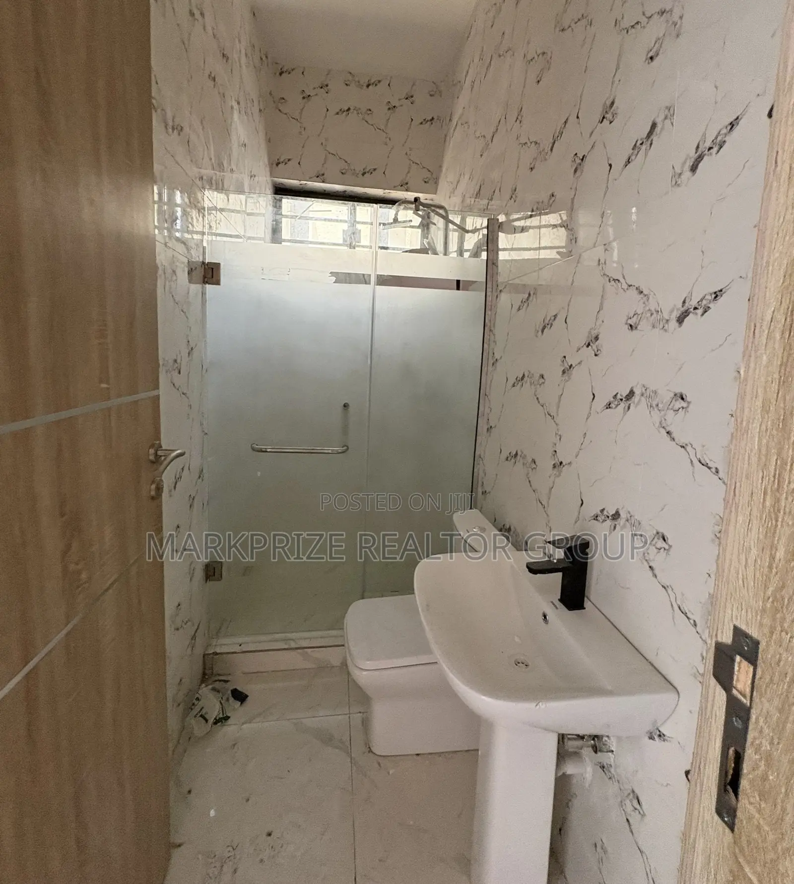 3bdrm Duplex in Ikota Lekki Lagos for sale in Ikota