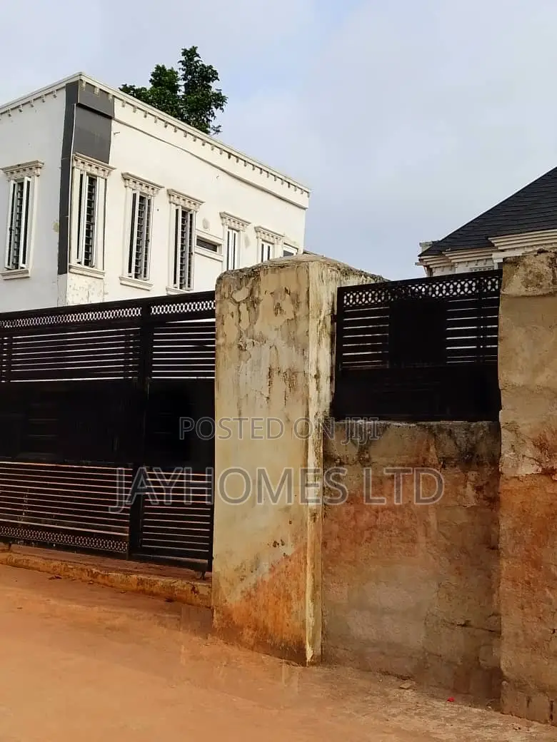 5bdrm Duplex in Okpanam Asaba, Oshimili South for sale in Oshimili South
