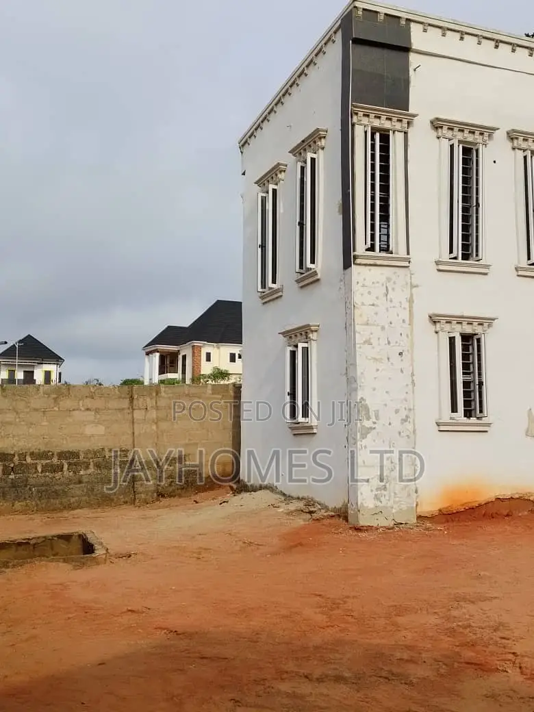 5bdrm Duplex in Okpanam Asaba, Oshimili South for sale in Oshimili South